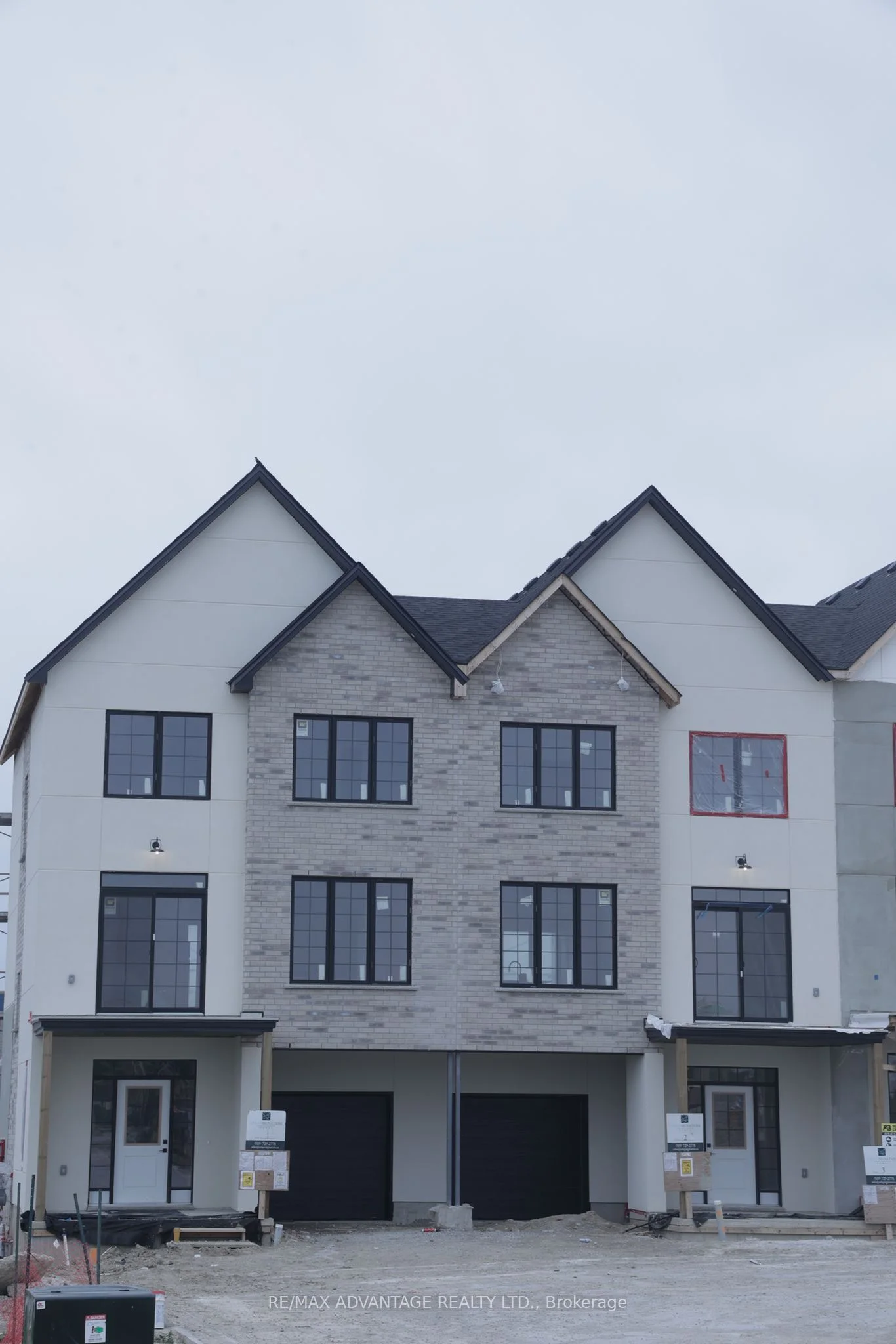 235 Kennington Way 11, London South, ON N6L 0J7