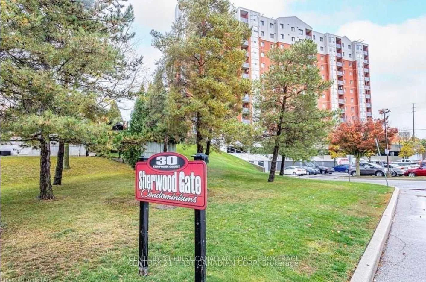 30 Chapman Court 902, London North, ON N6G 4Y4