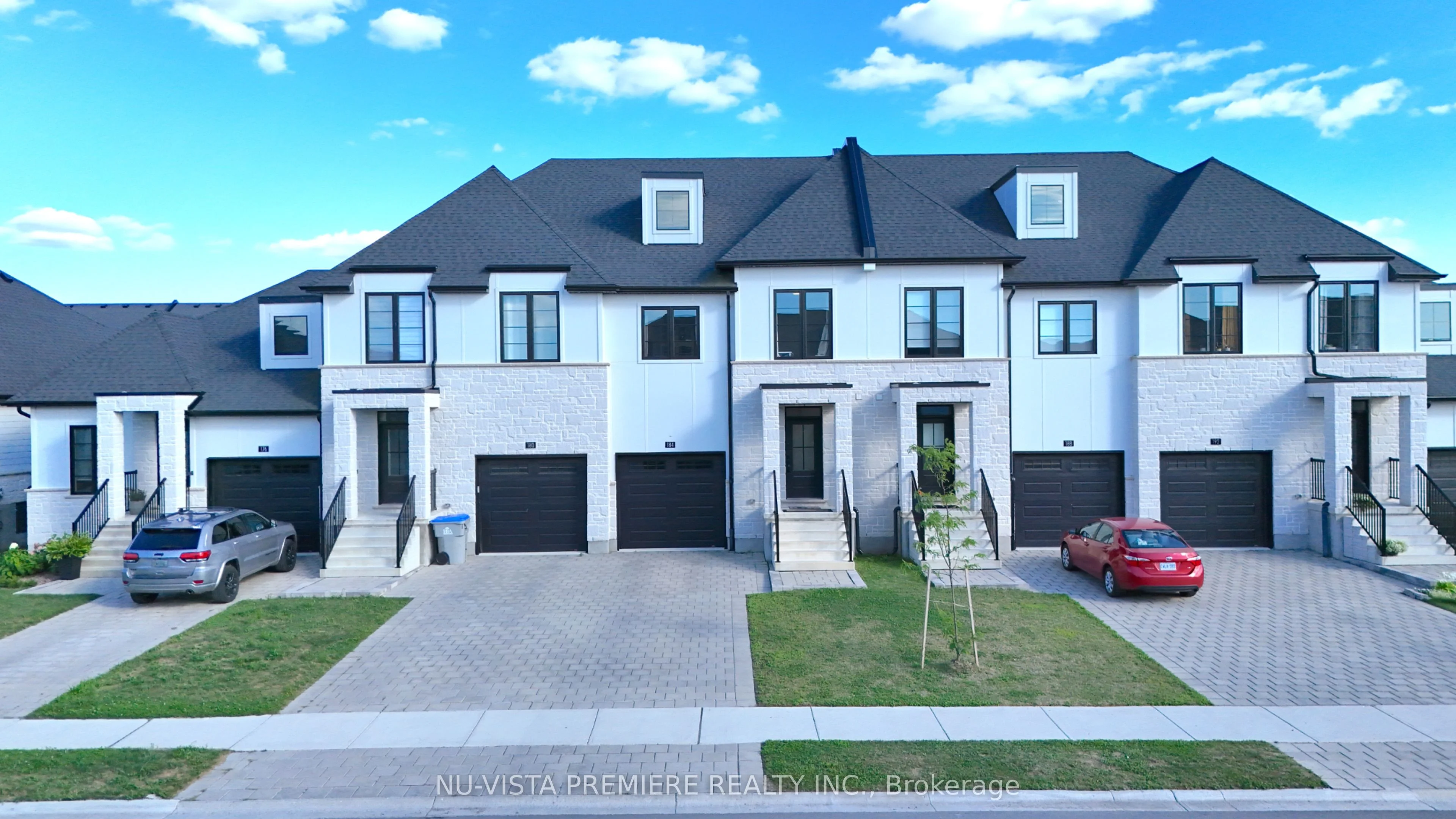 Att/Row/Townhouse in Middlesex Centre
