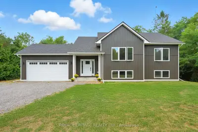 Detached in Cramahe