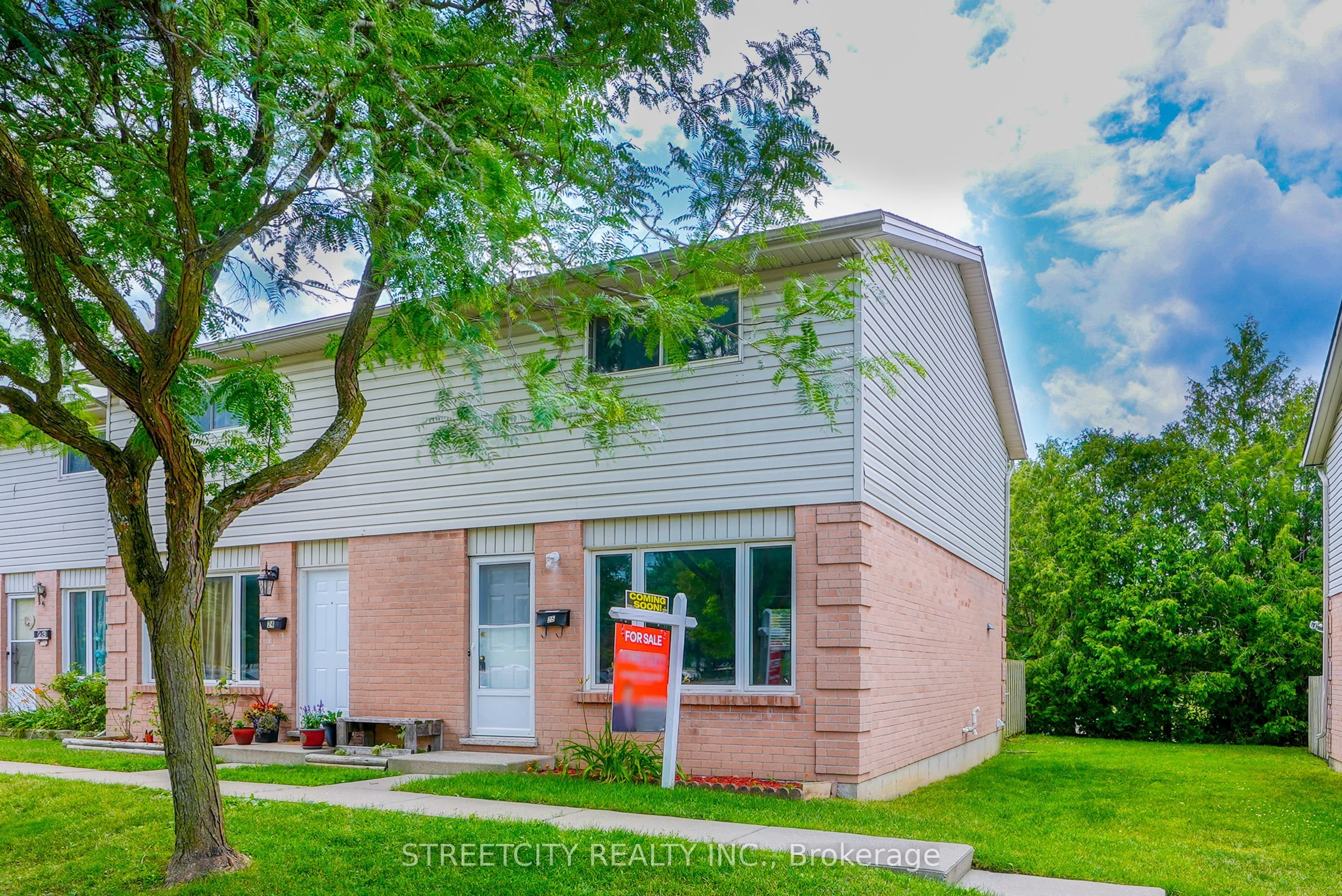 45 GATEWOOD Place 25, London East, ON N5Y 5A4