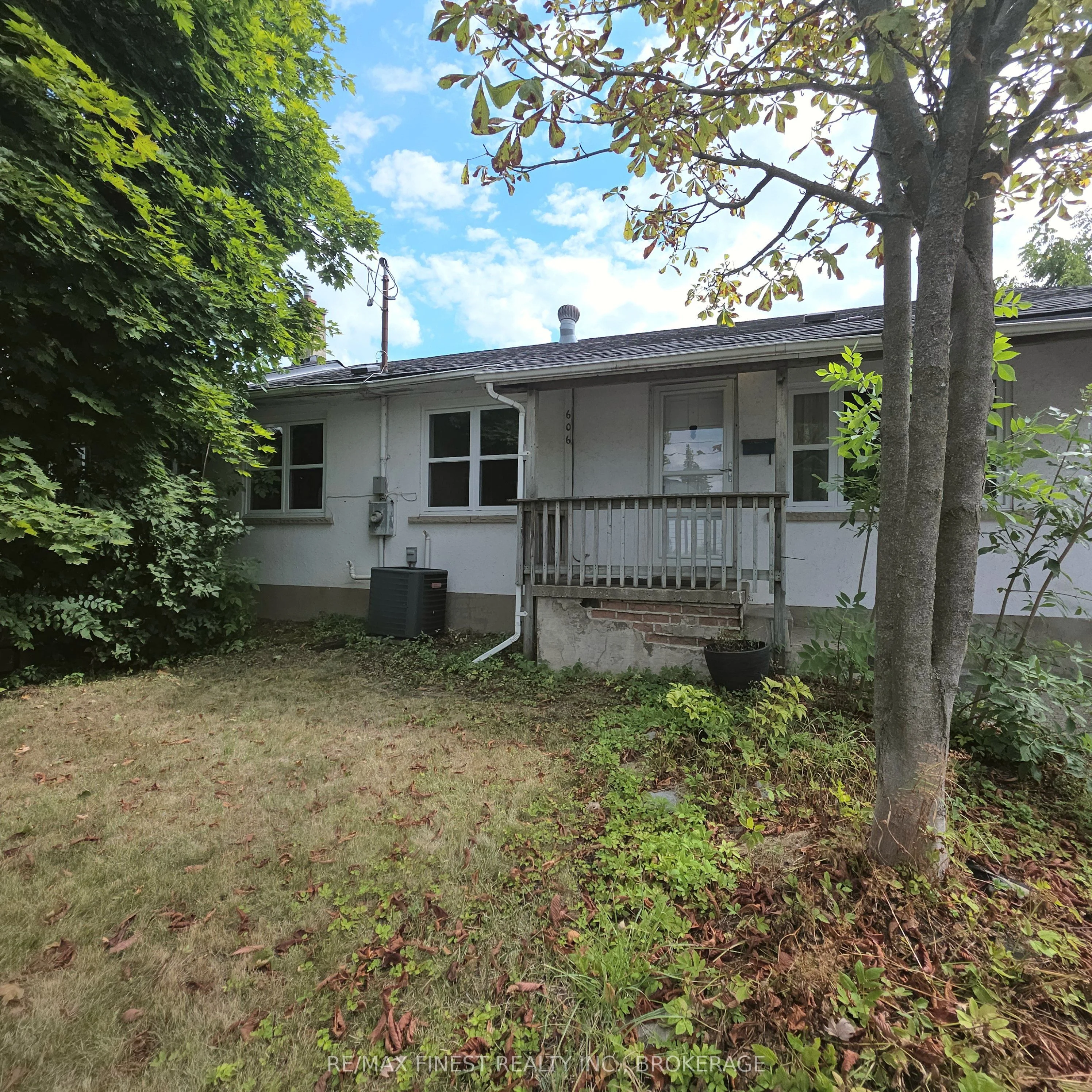 606 Brock Street, Kingston, ON K7L 1V5