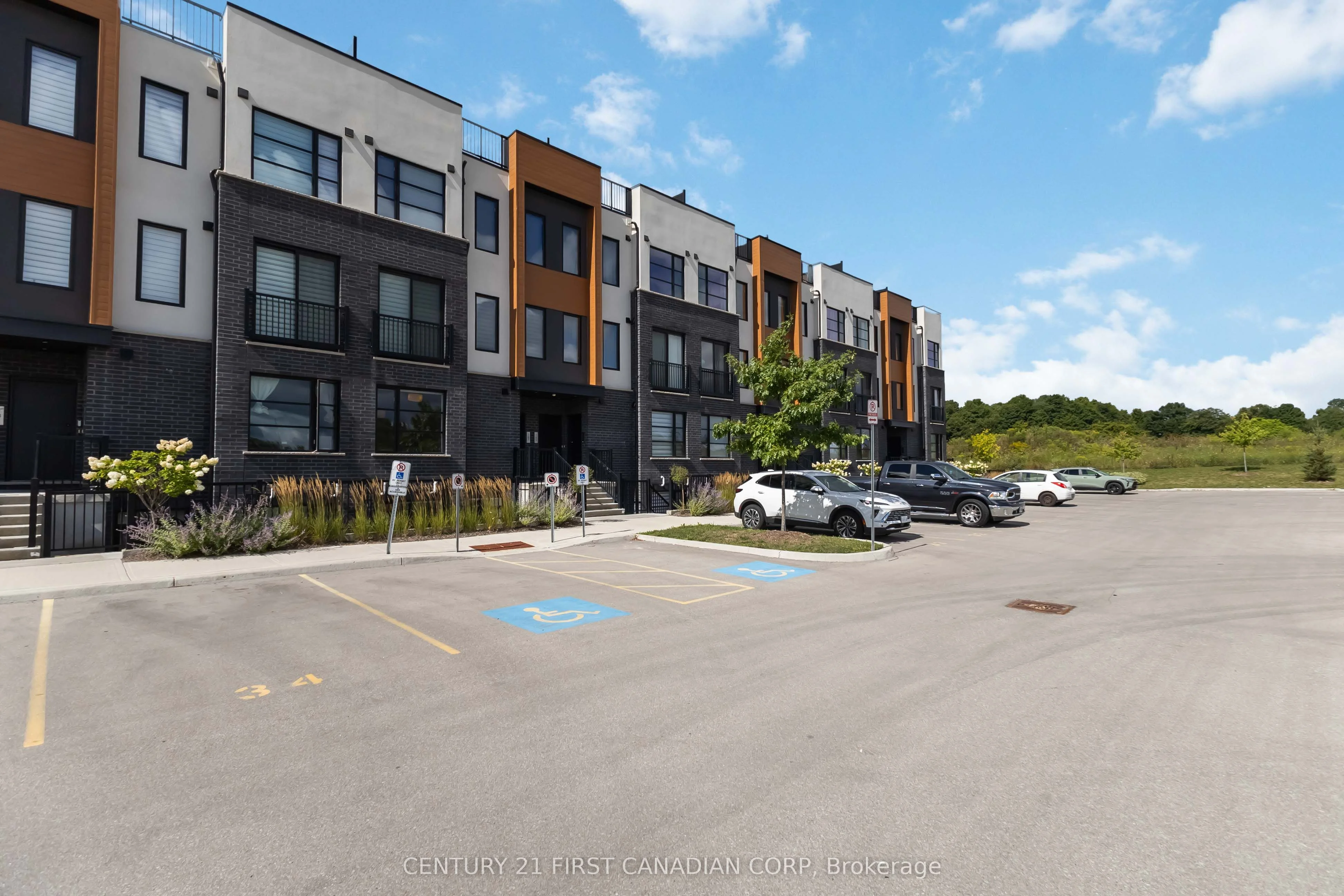 3900 SAVOY Street 185, London South, ON N6P 0H9