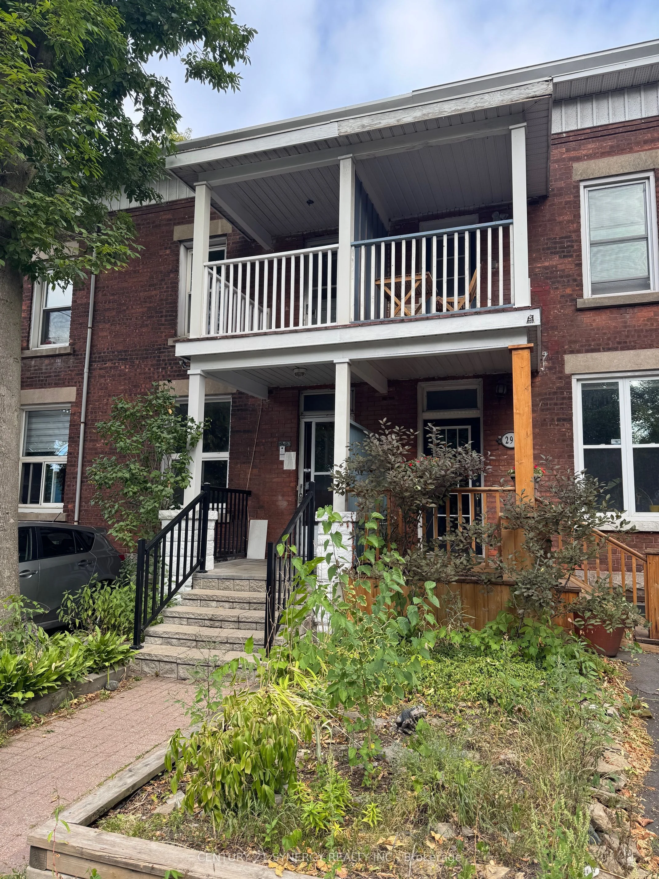 299 Arlington Avenue, Ottawa Centre, ON K1R 5T1