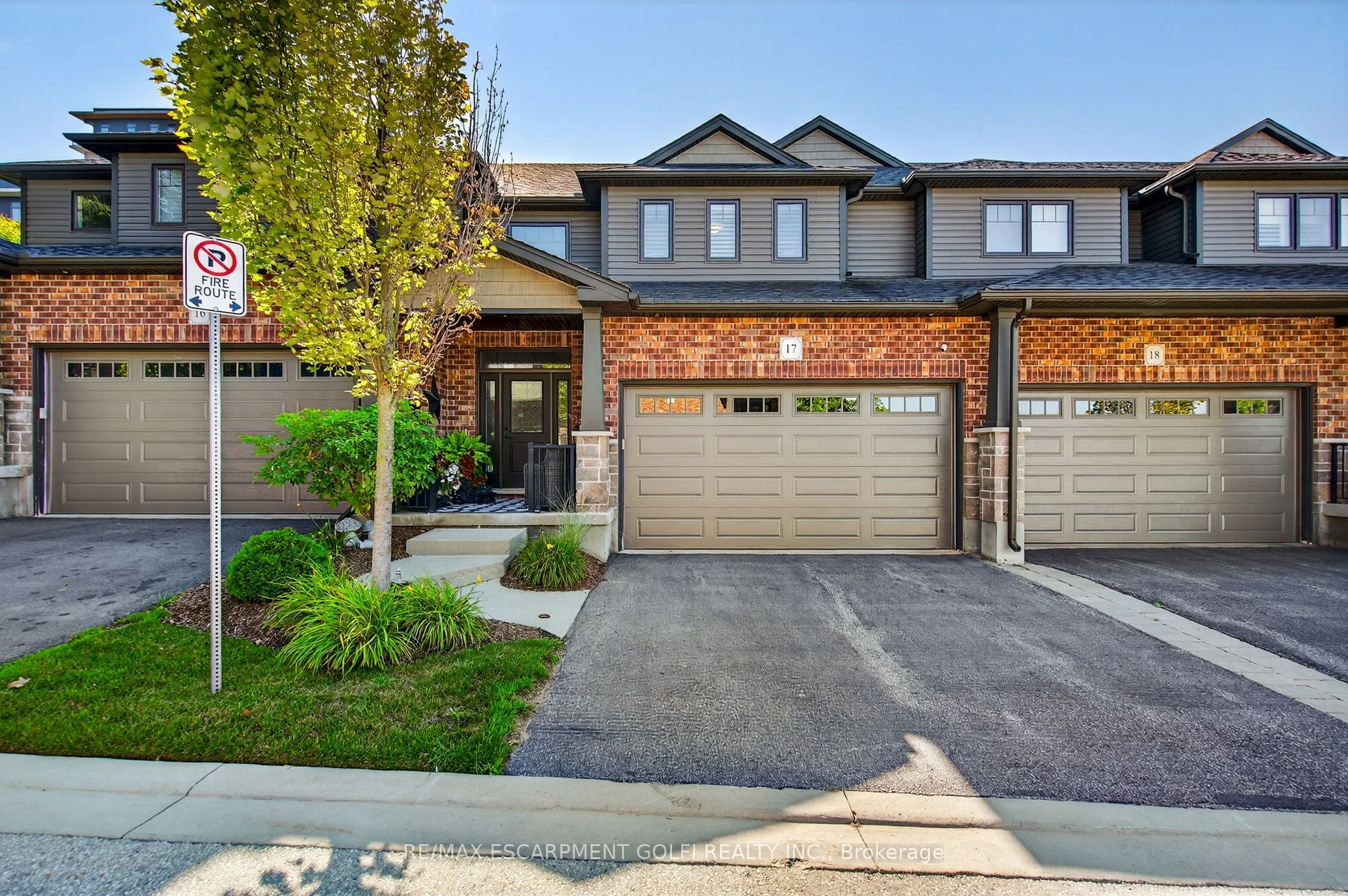 254 Gosling Gardens 17, Guelph, ON N1L 0M4