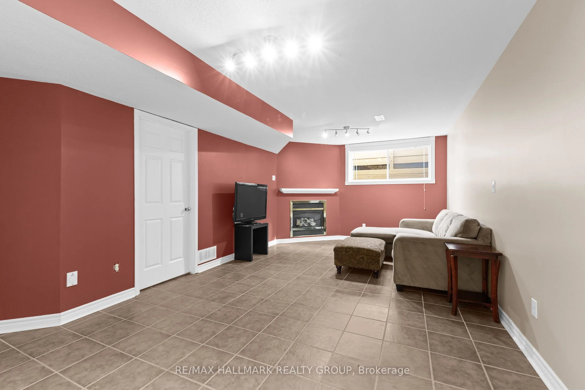 2213 Brockstone Crescent, Orleans - Cumberland and Area, ON K4A 4V4