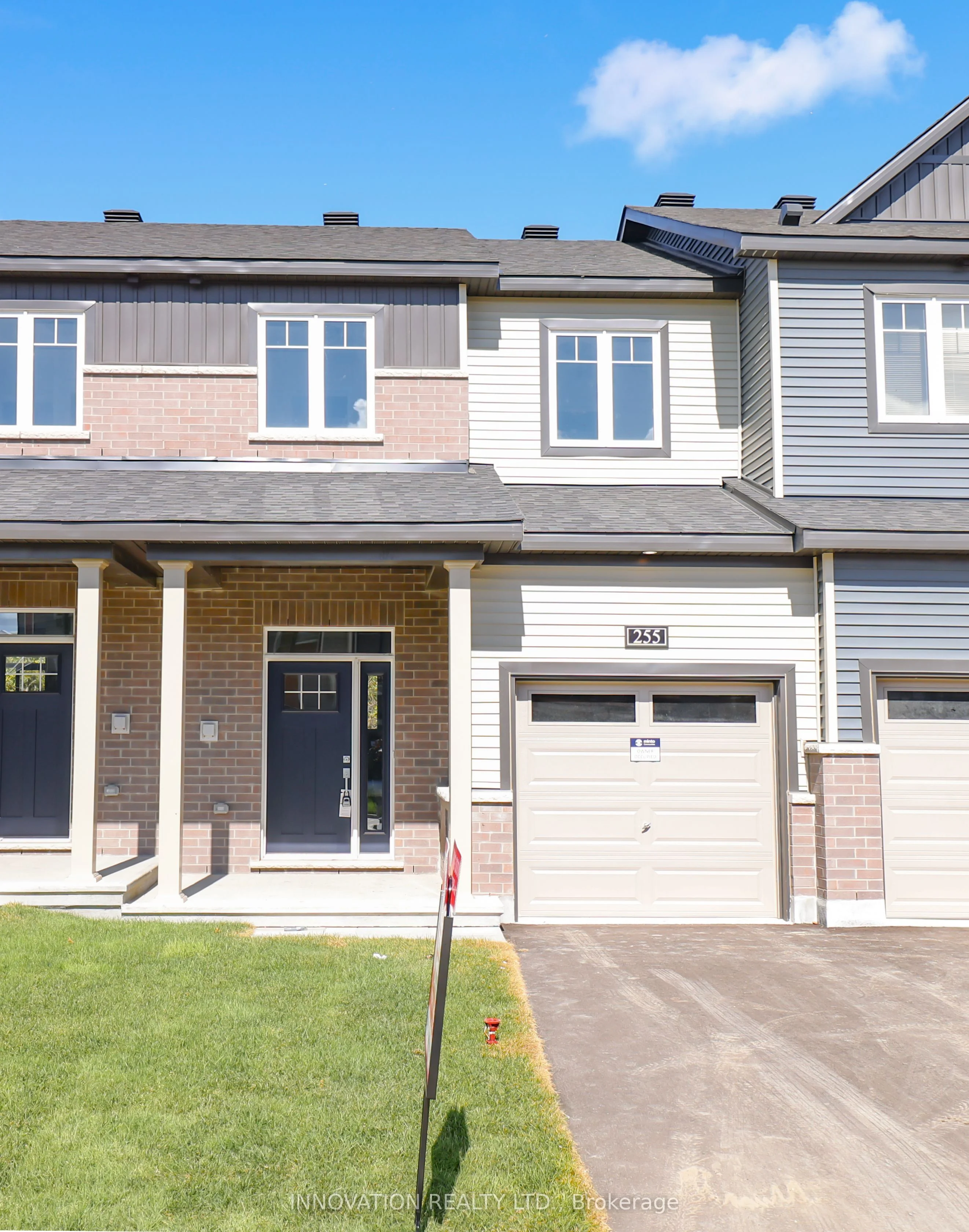 255 ELSIE MACGILL Walk, Kanata, ON K2W 0L4