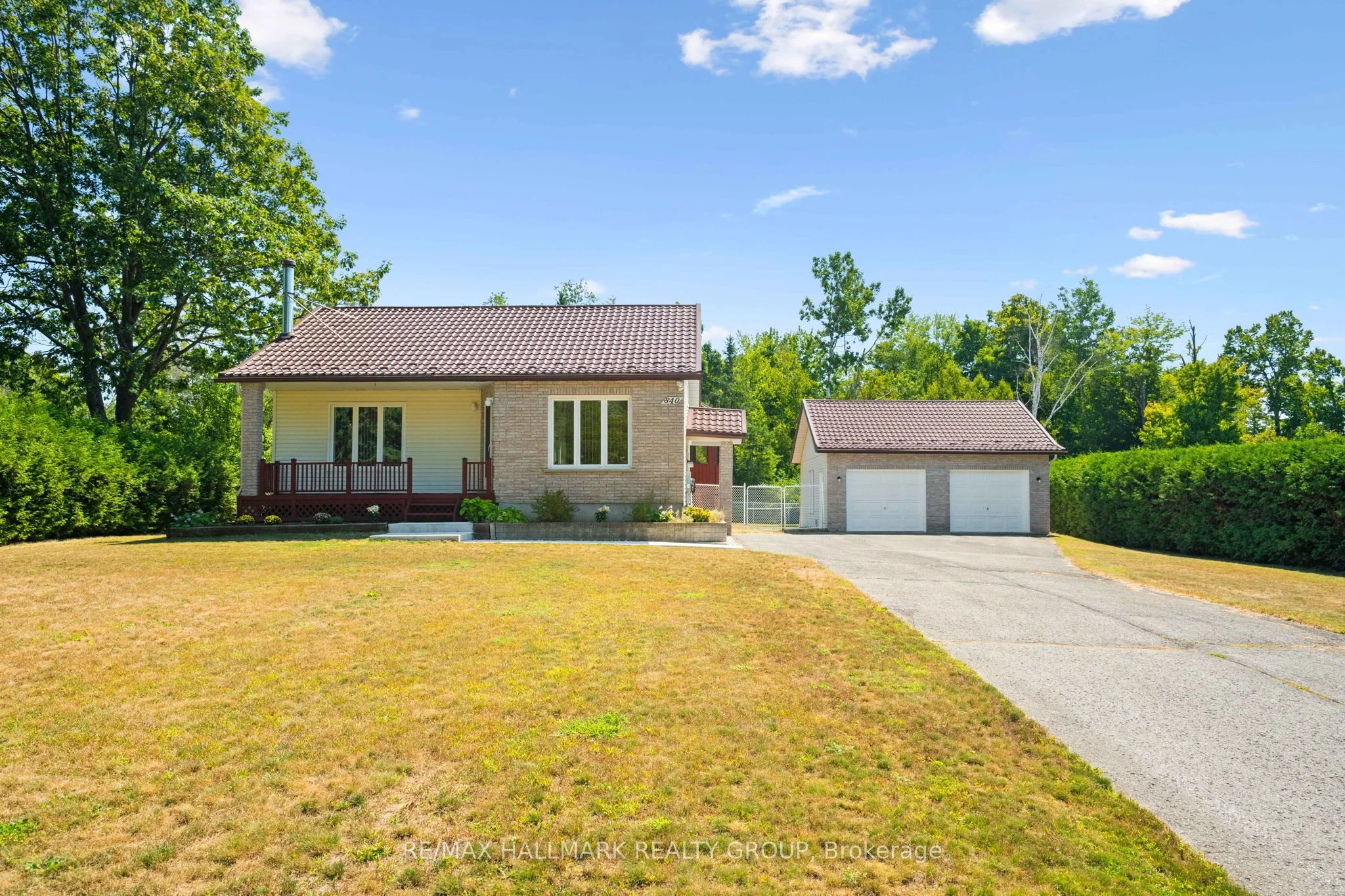 840 Du Golf Road, Clarence-Rockland, ON K0A 2A0