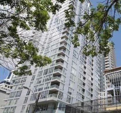 40 Nepean Street 2001, Ottawa Centre, On K2p 0x5