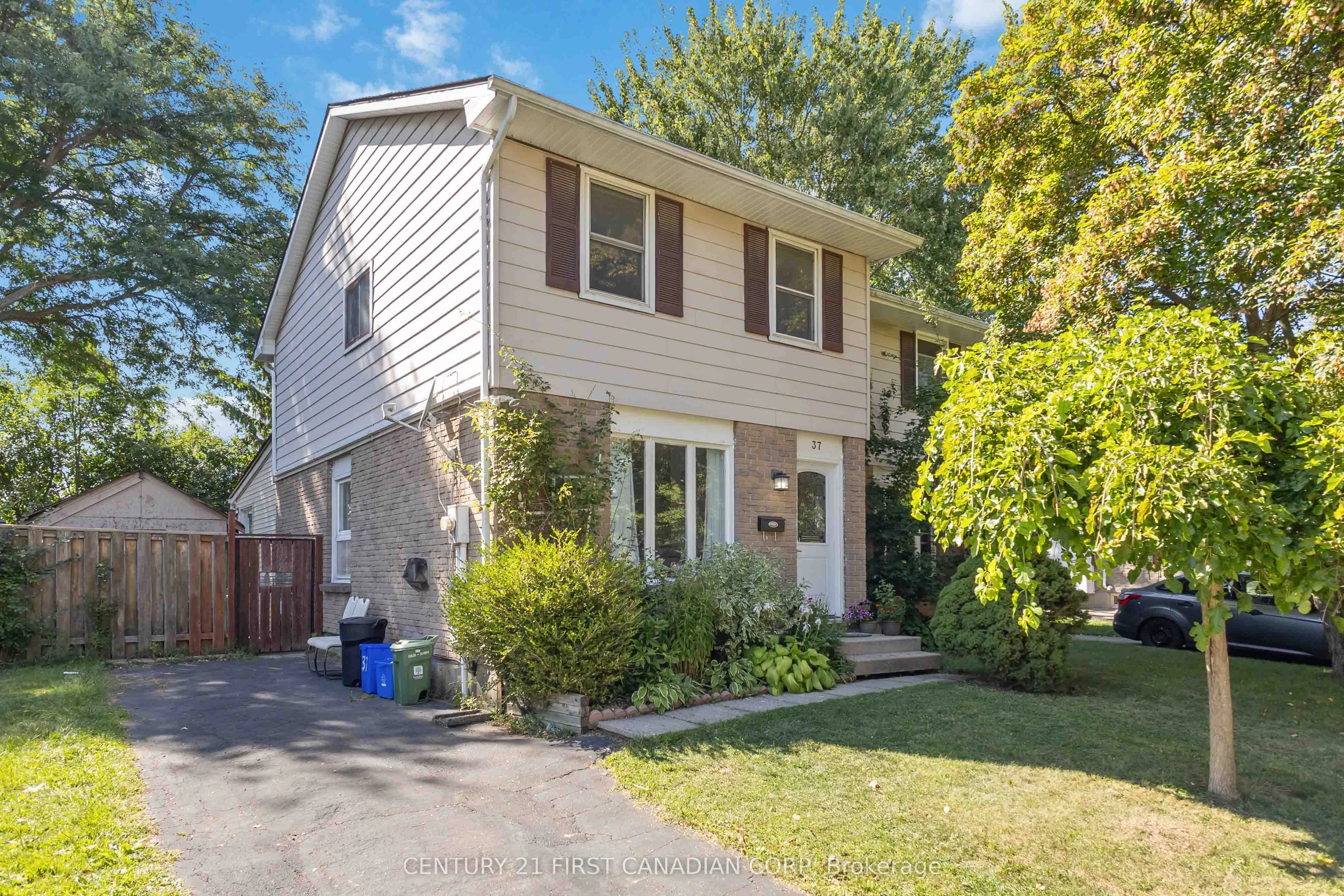 37 Elvira Crescent, London South, ON N6E 2N1