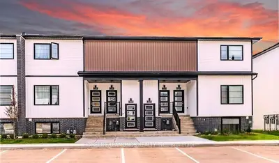 Condo Townhouse in Niagara Falls