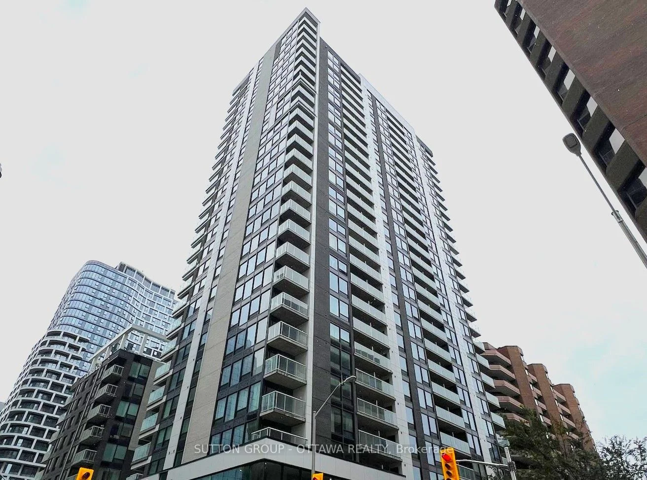 Condo Apartment in Ottawa Centre