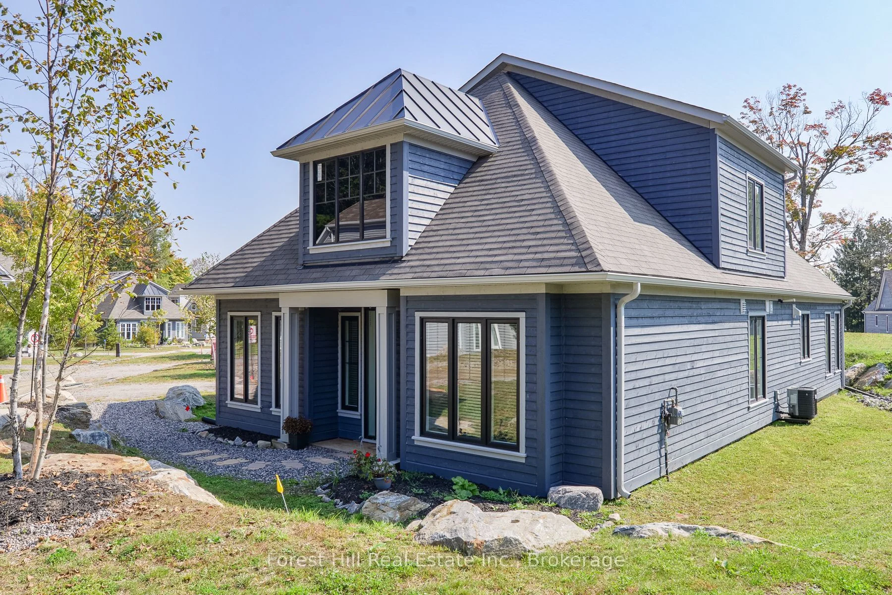 2054 Peninsula Road Unit 16, Muskoka Lakes, ON P0B 1G0