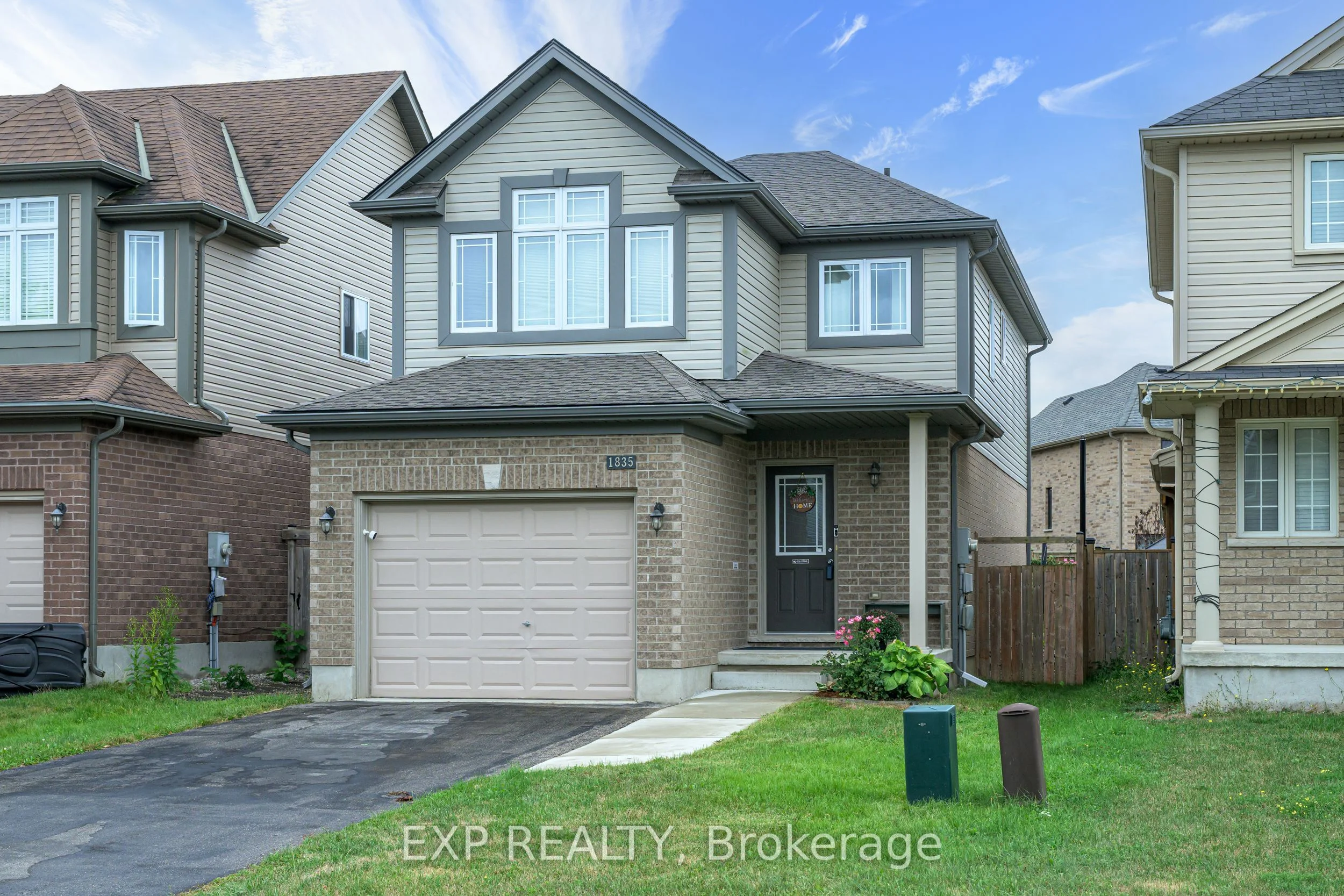 1835 Reilly Walk, London North, ON N5X 0H8