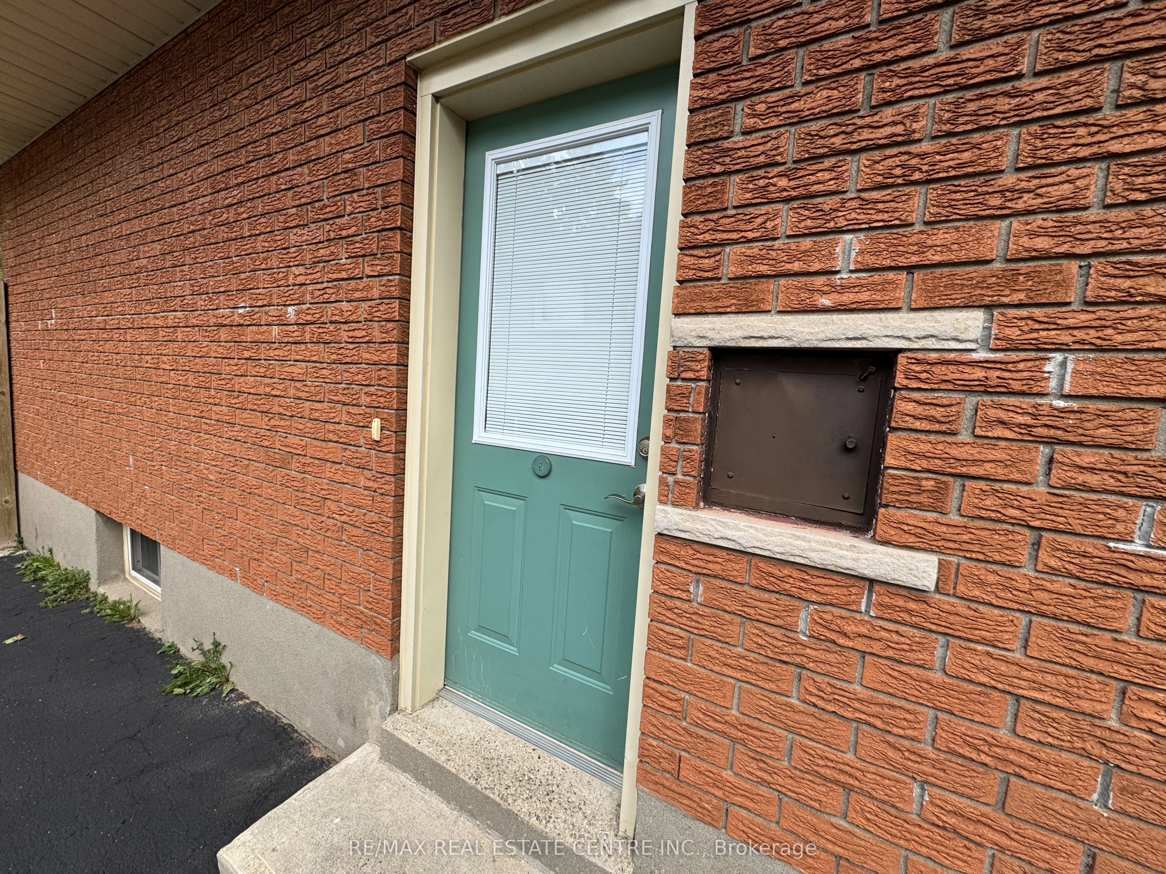 456 Speedvale ( Basement ) Avenue E Basement, Guelph, ON N1E 1P1