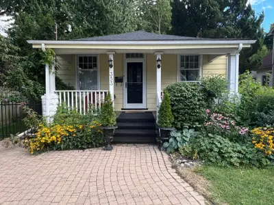 Detached in London East