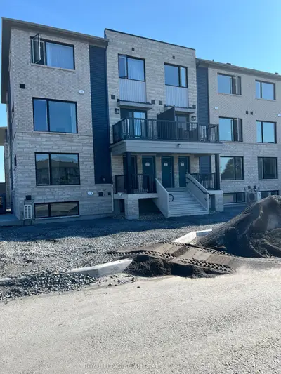 Condo Apartment in Kanata