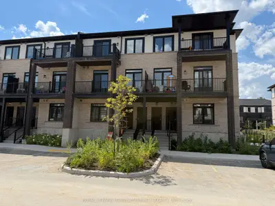 Condo Townhouse in Guelph