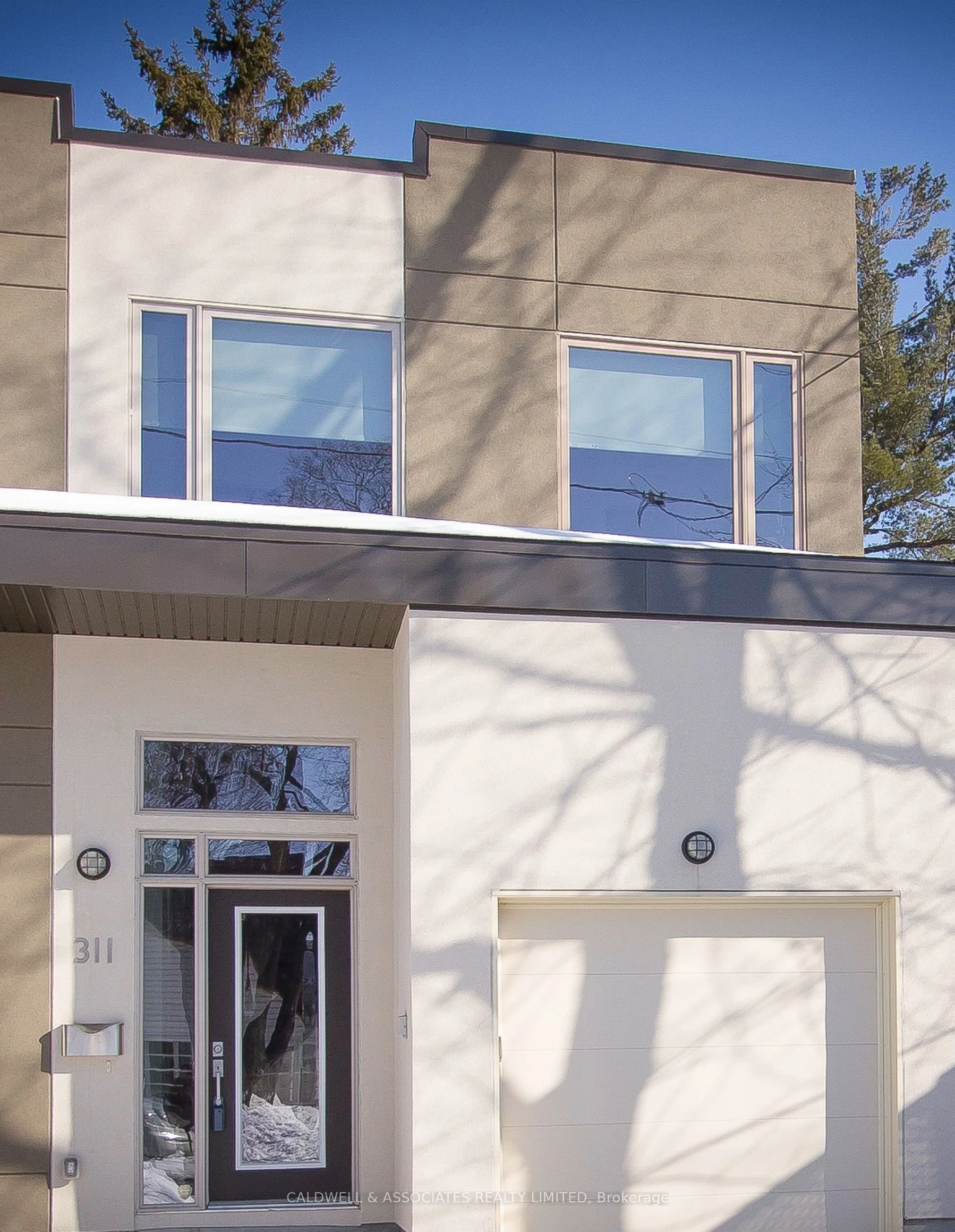 311 Britannia Road, Britannia - Lincoln Heights And Area, On K2b 5x6