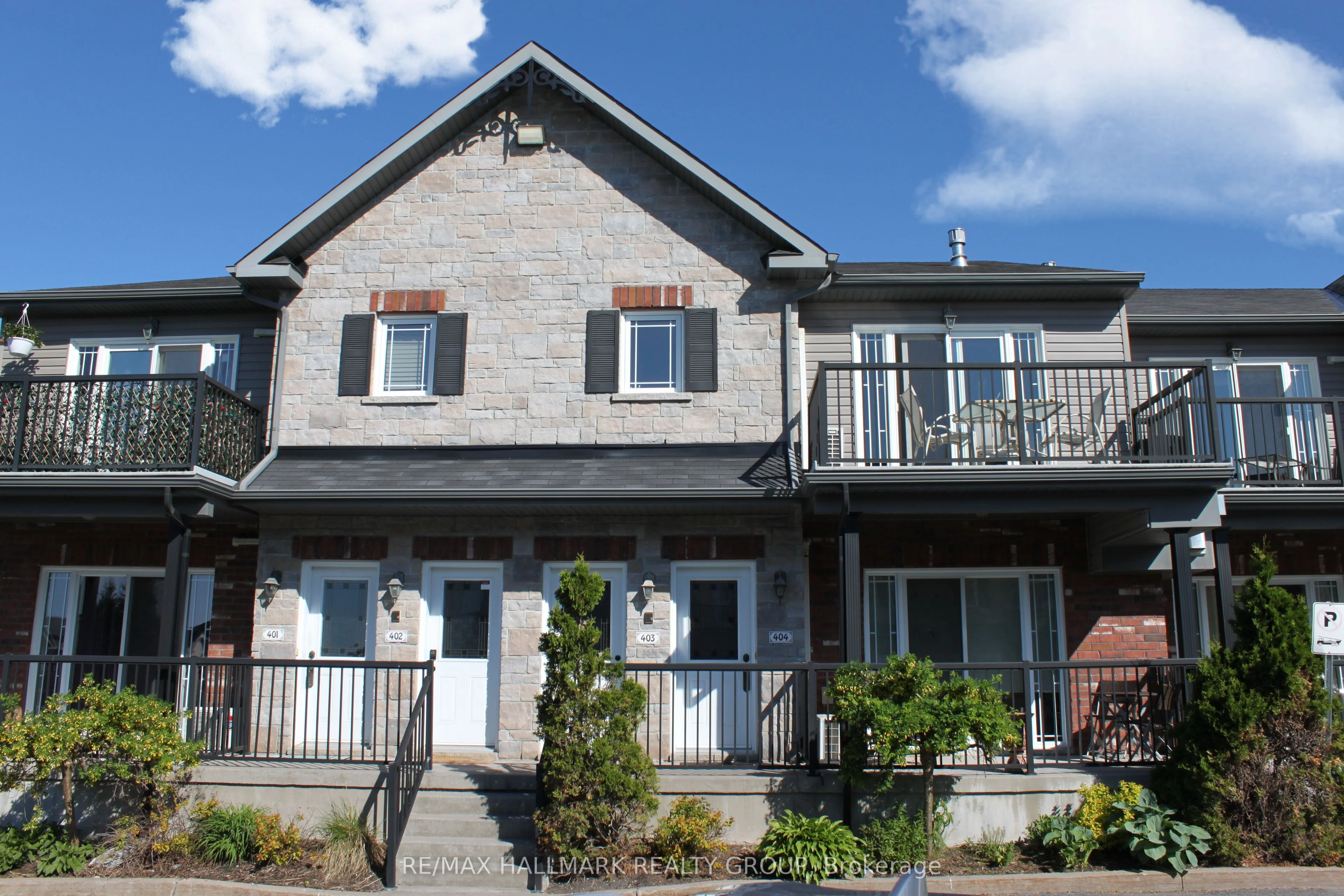 201 Eliot Drive 404, Clarence-Rockland, ON K4K 0G4