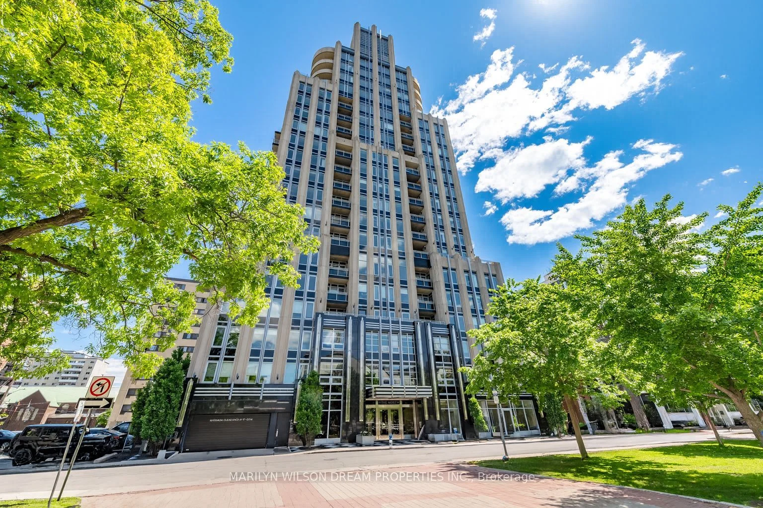 108 Lisgar Street 1801, Ottawa Centre, On K2p 1e1
