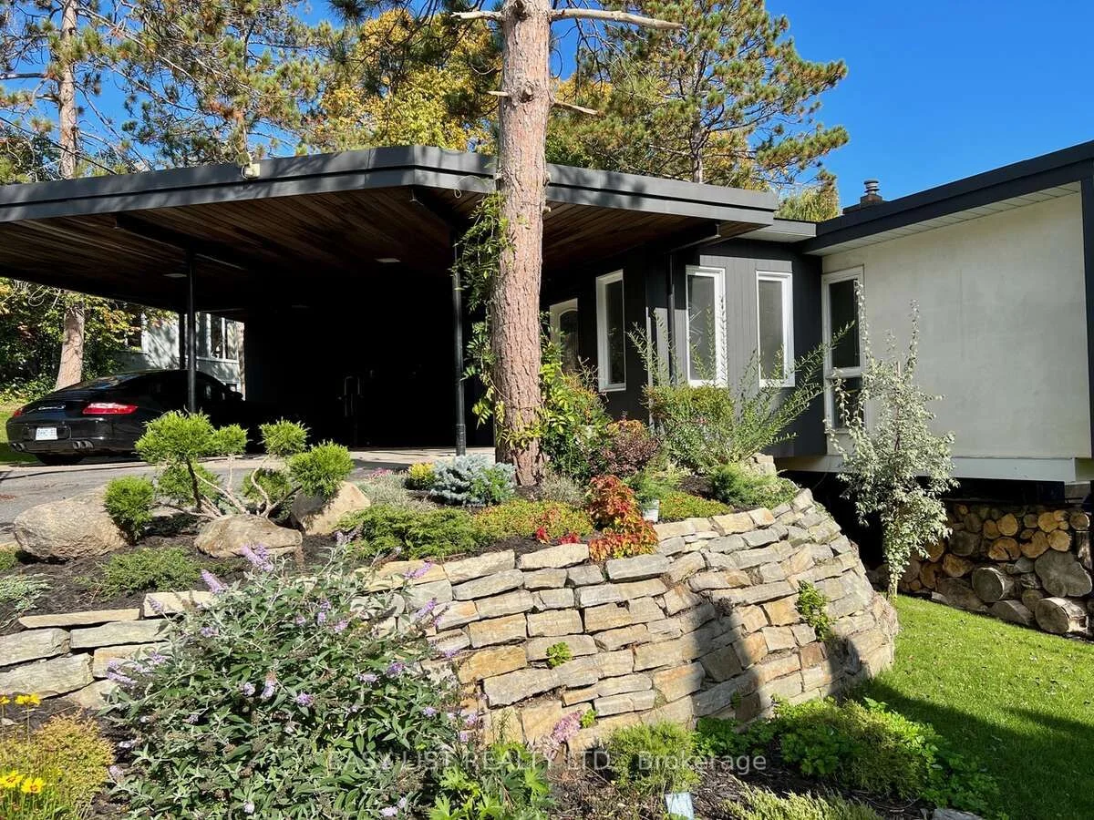 61 Forest Hill Avenue, Mooneys Bay - Carleton Heights and Area, ON K2C 1P7