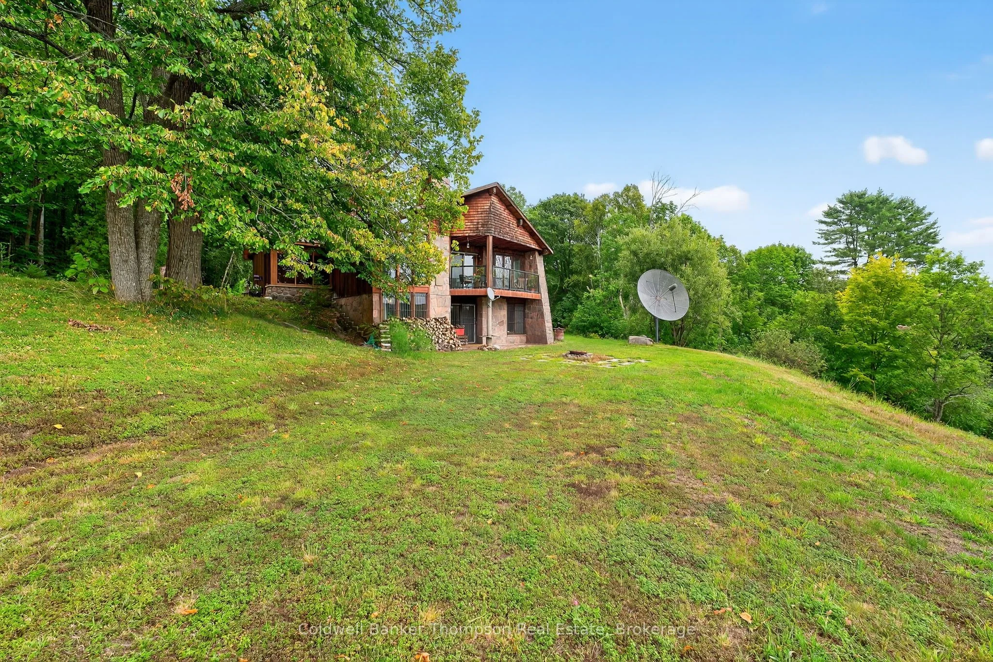Detached in Perry