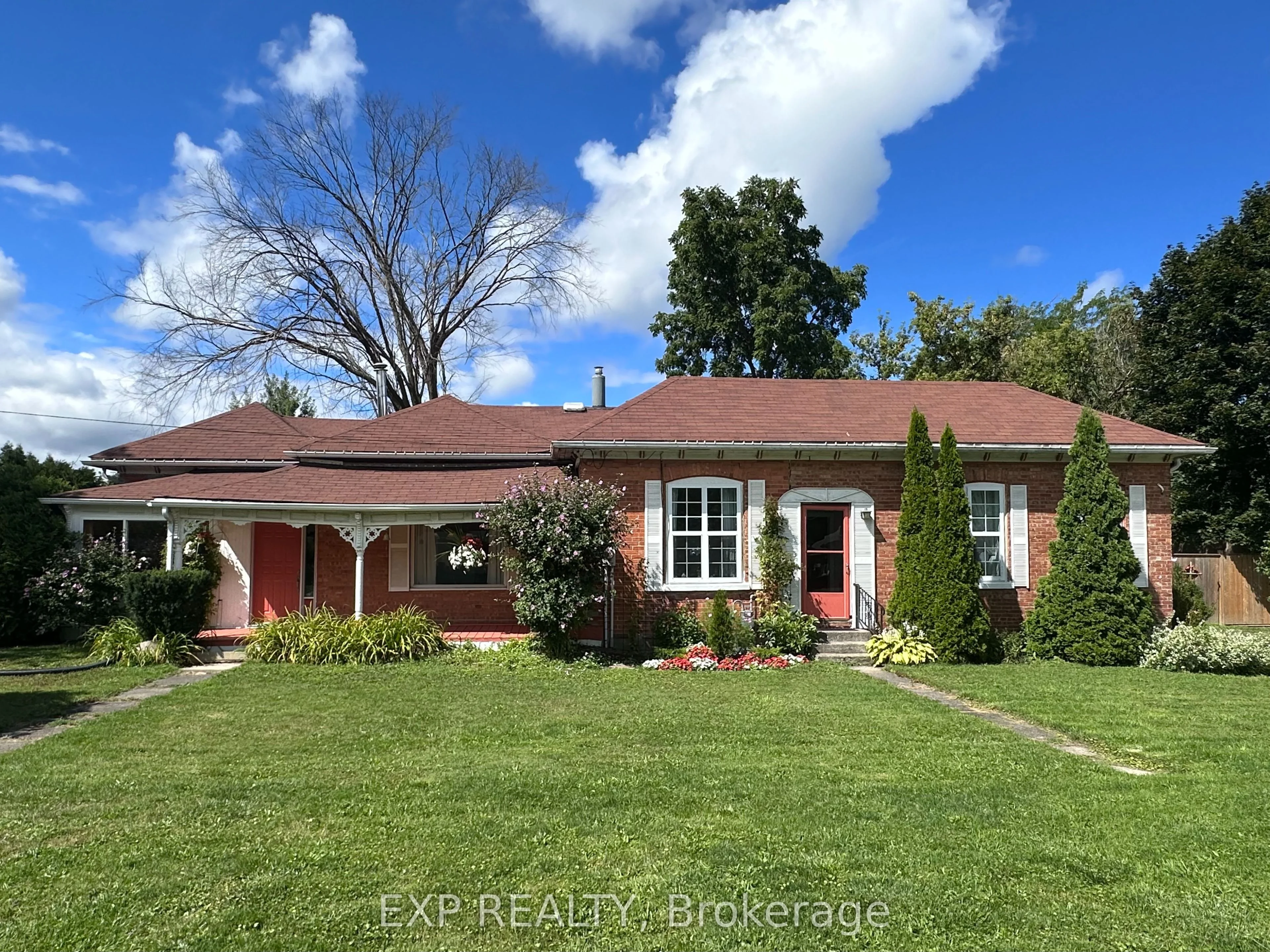 76 Sarah Street, Lambton Shores, On N0m 2n0