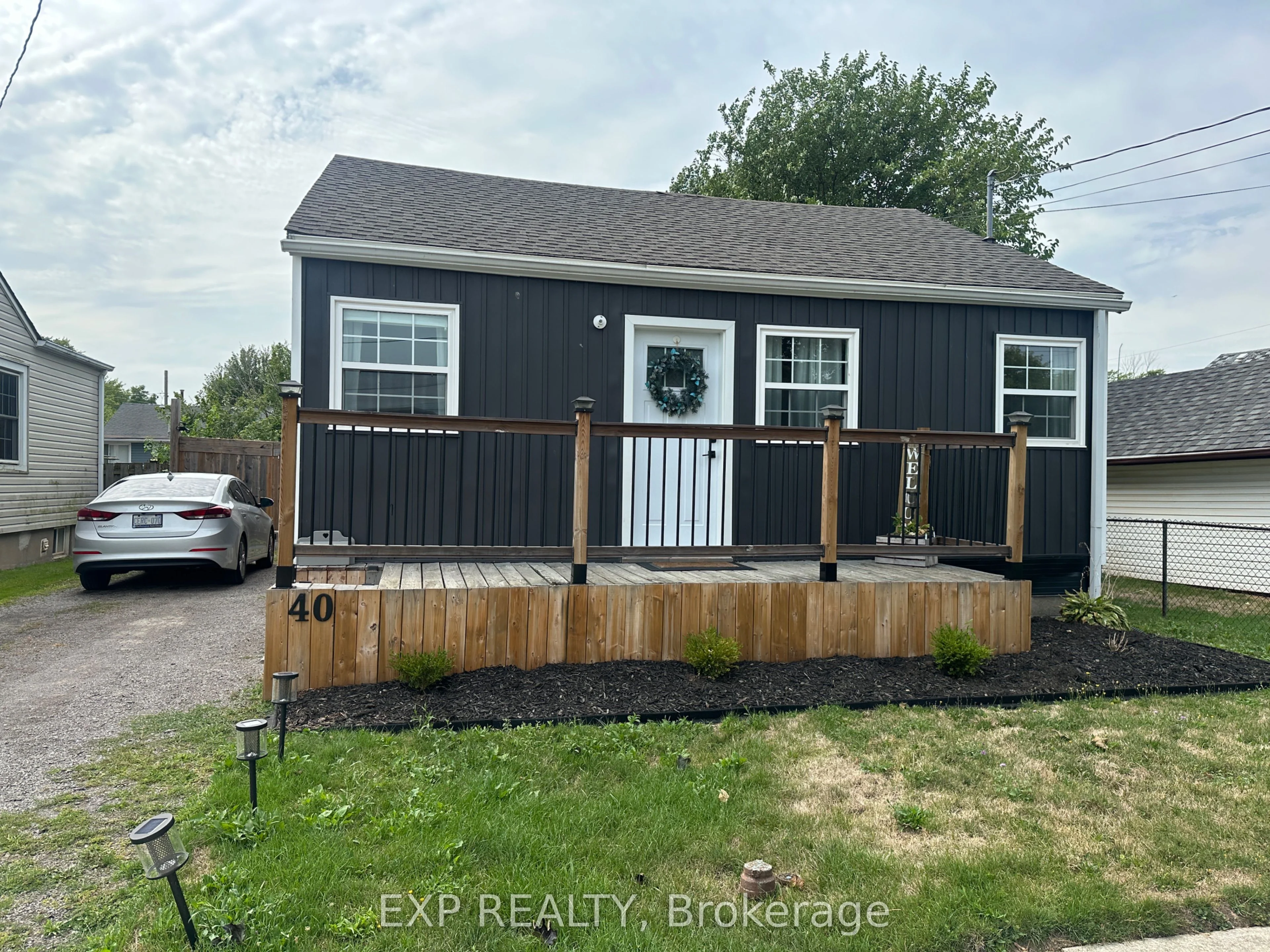 40 Douglas Street, Fort Erie, On L2a 3w5