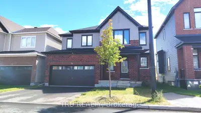 Detached in Barrhaven