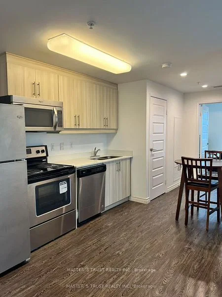 158 King Street N Street 1501, Waterloo, ON N2J 0E5