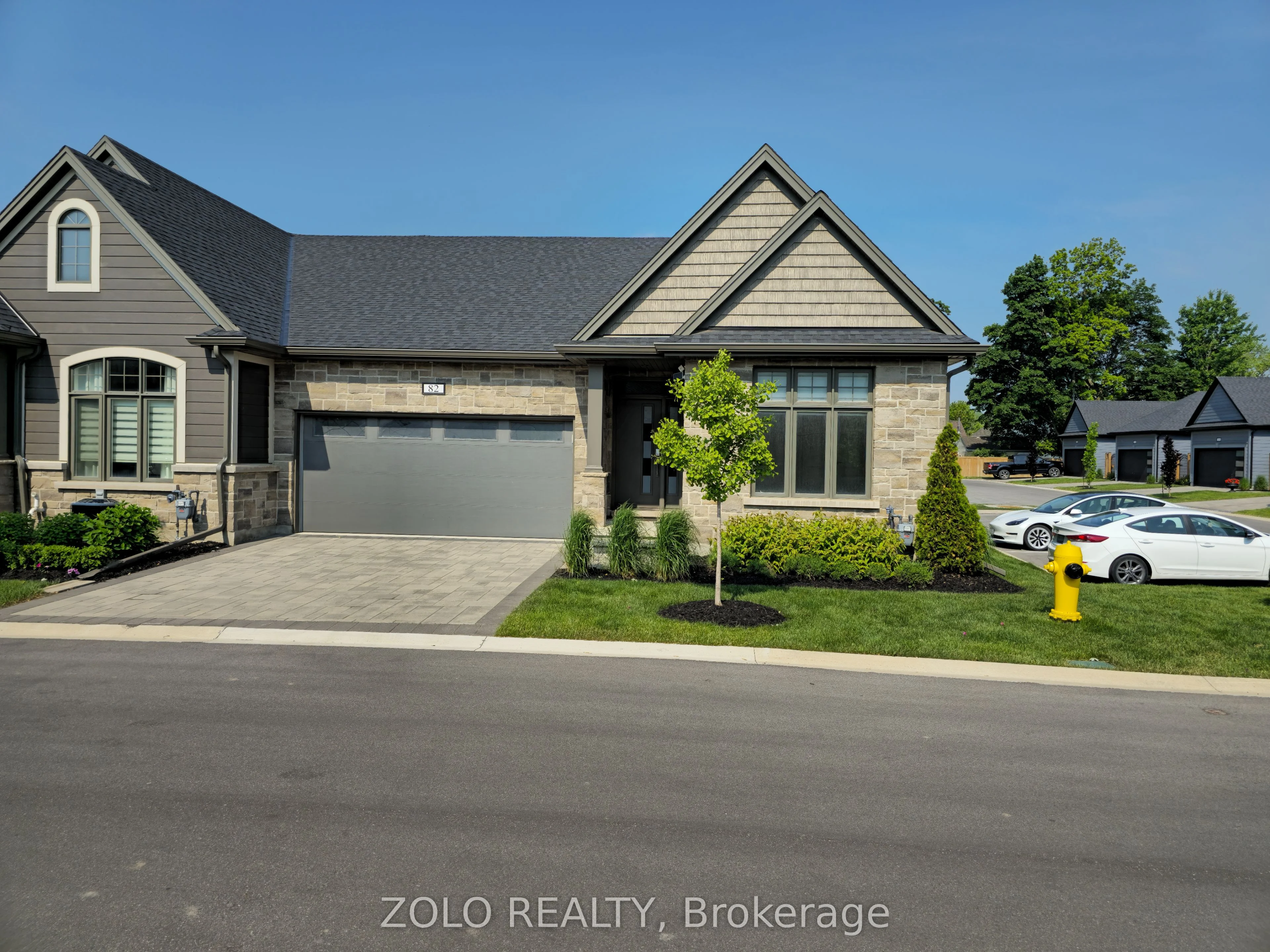 Condo Townhouse in Pelham