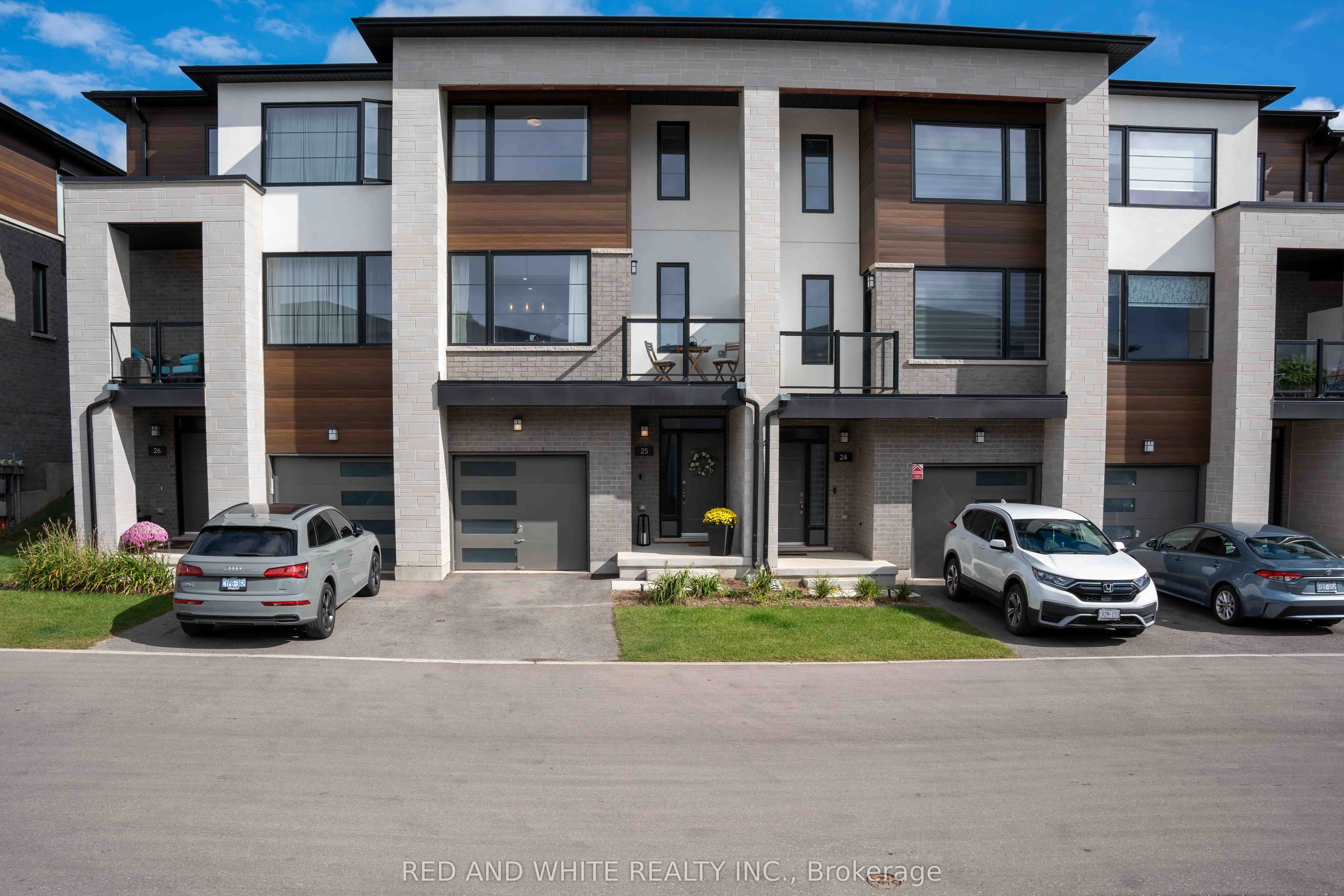 Condo Townhouse in Cambridge