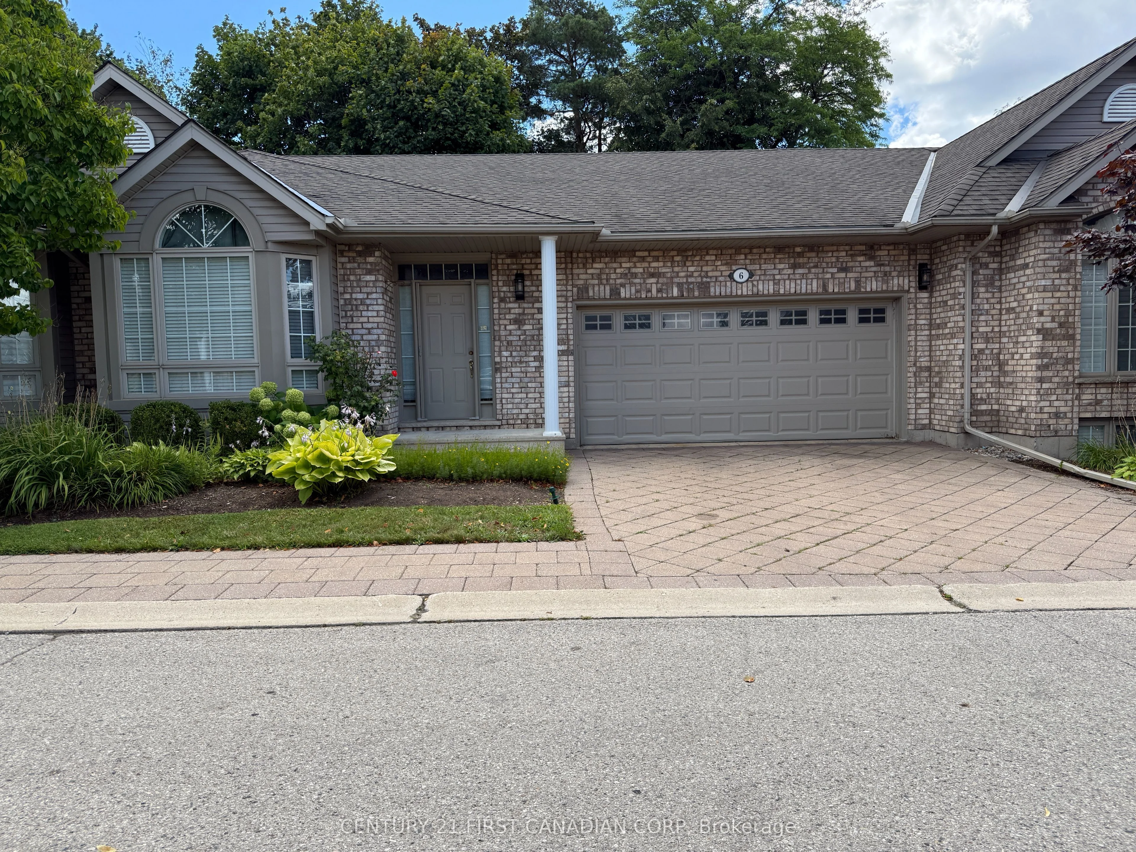 1574 Richmond Street 6, London North, On N6g 5h7
