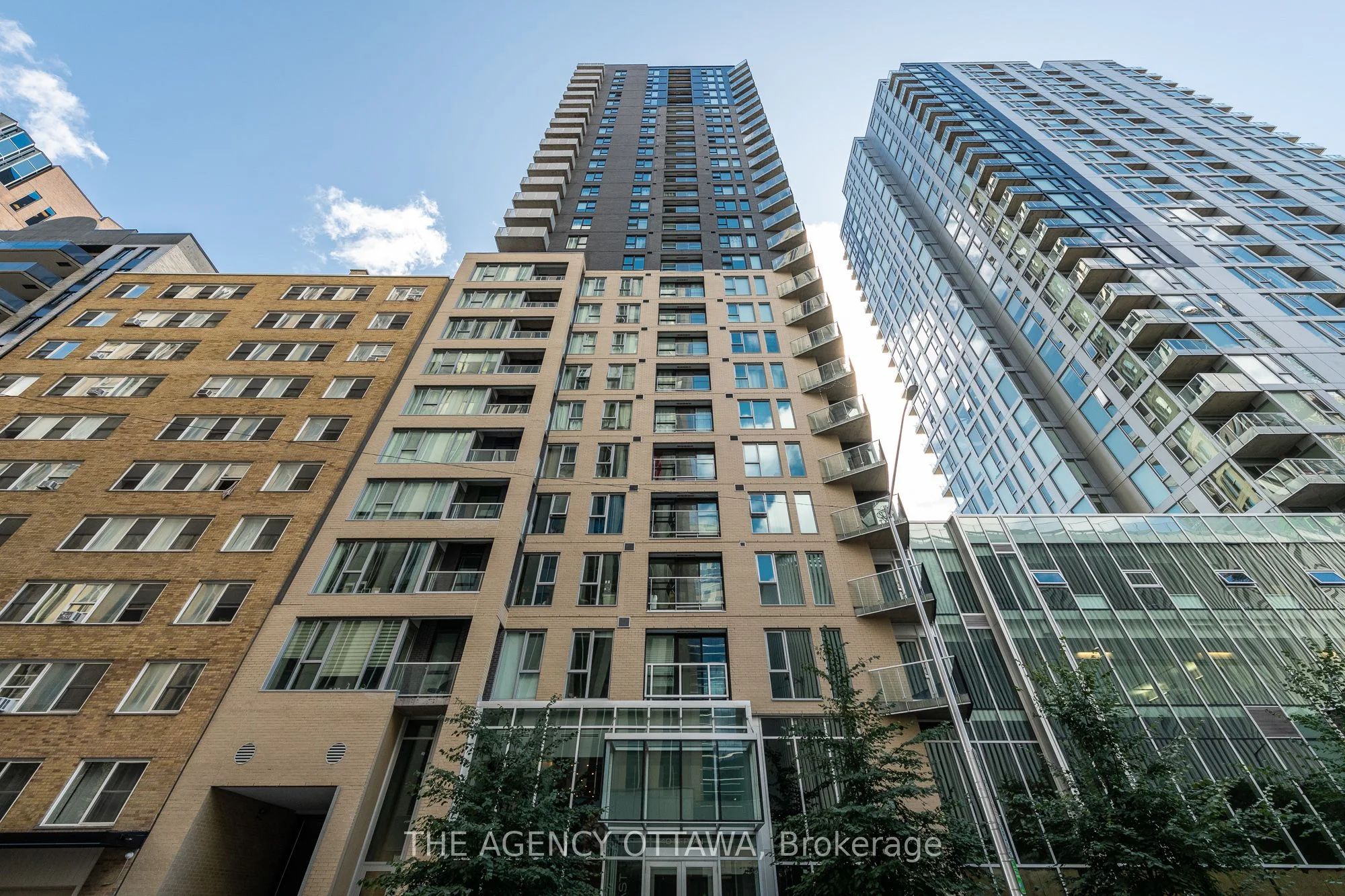 40 Nepean Street 1004, Ottawa Centre, On K2p 0x5