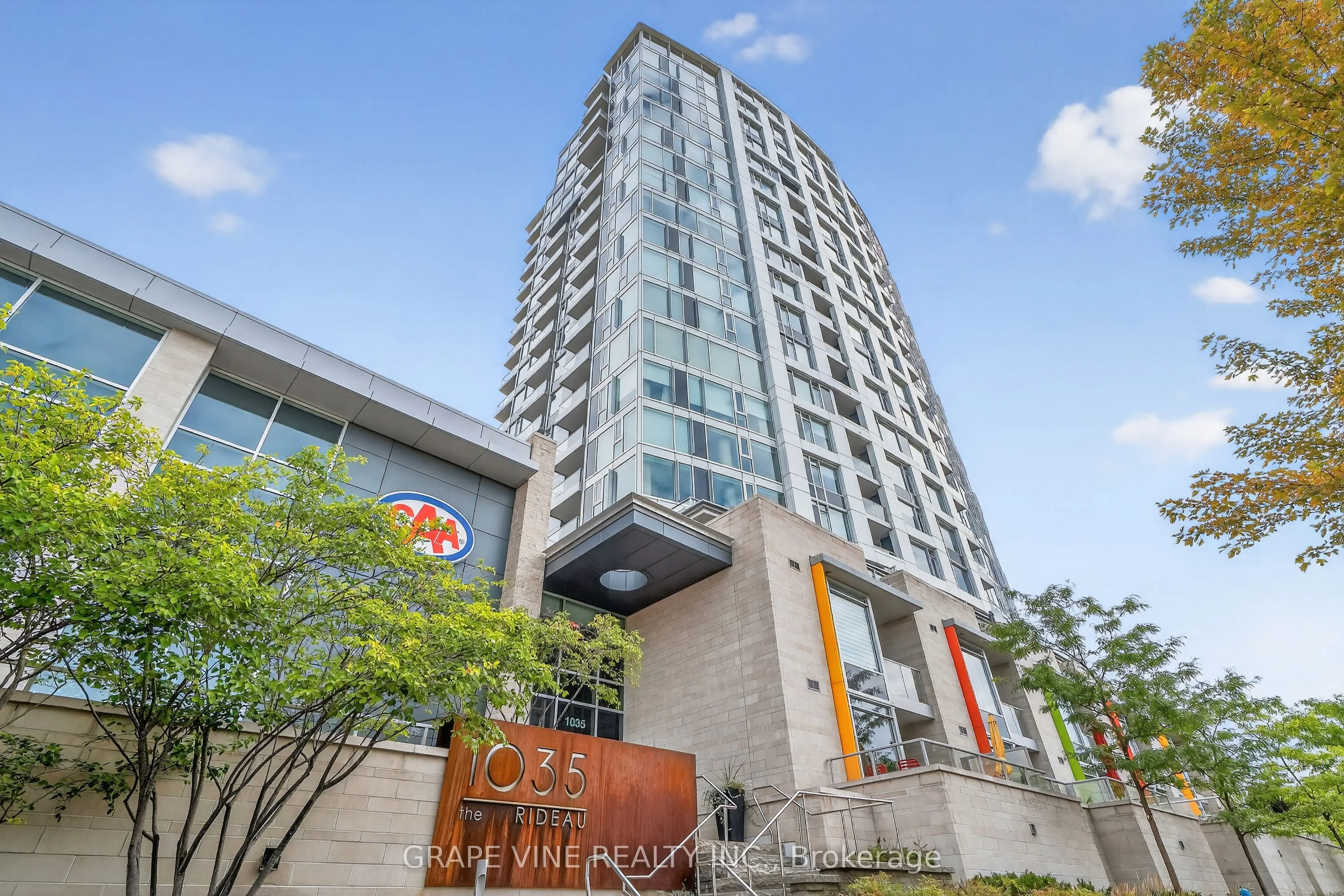 1035 Bank Street 304, Glebe - Ottawa East and Area, ON K1S 5K3