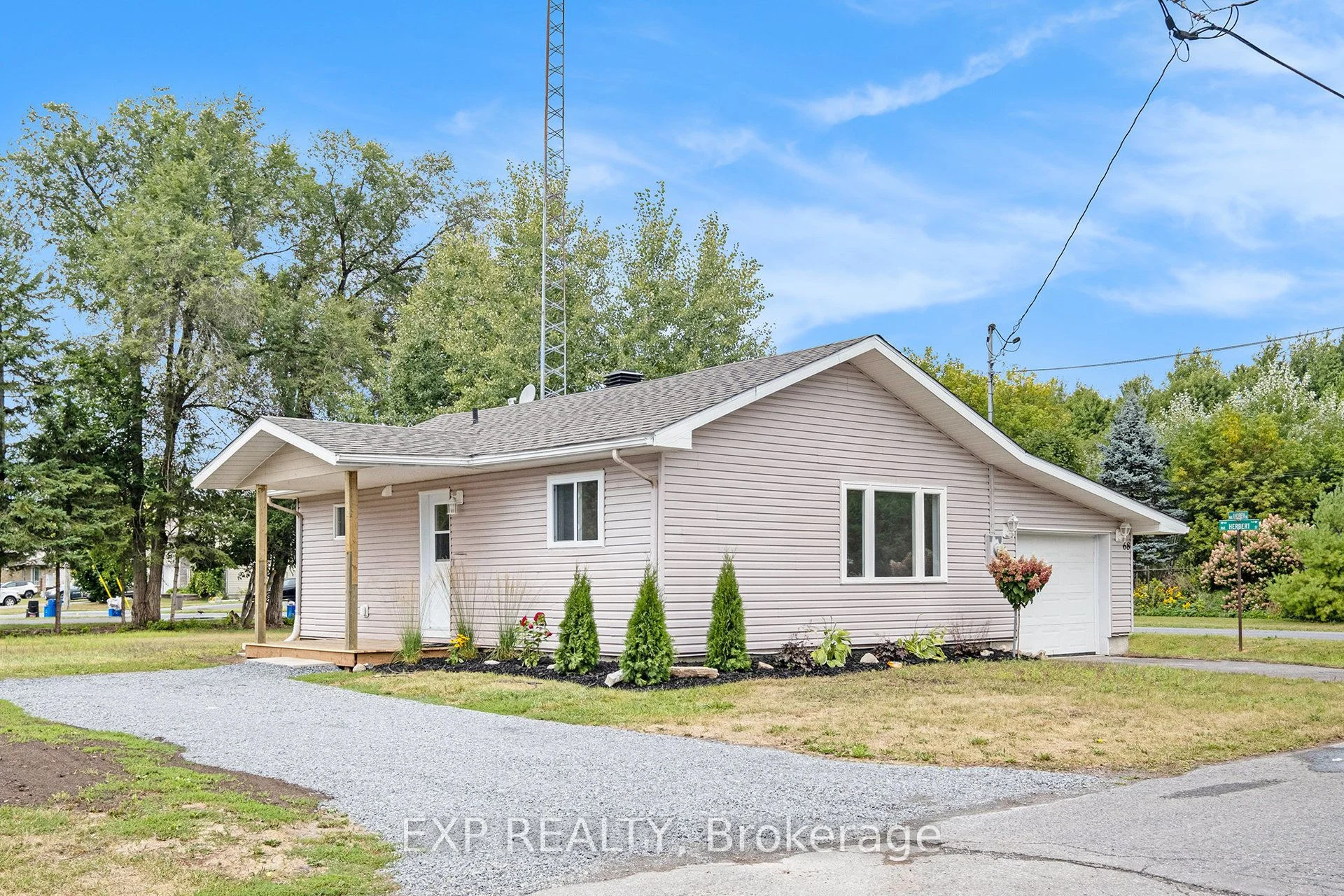 68 Andrew Street, The Nation, On K0a 2m0