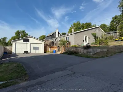 Detached in Greater Napanee