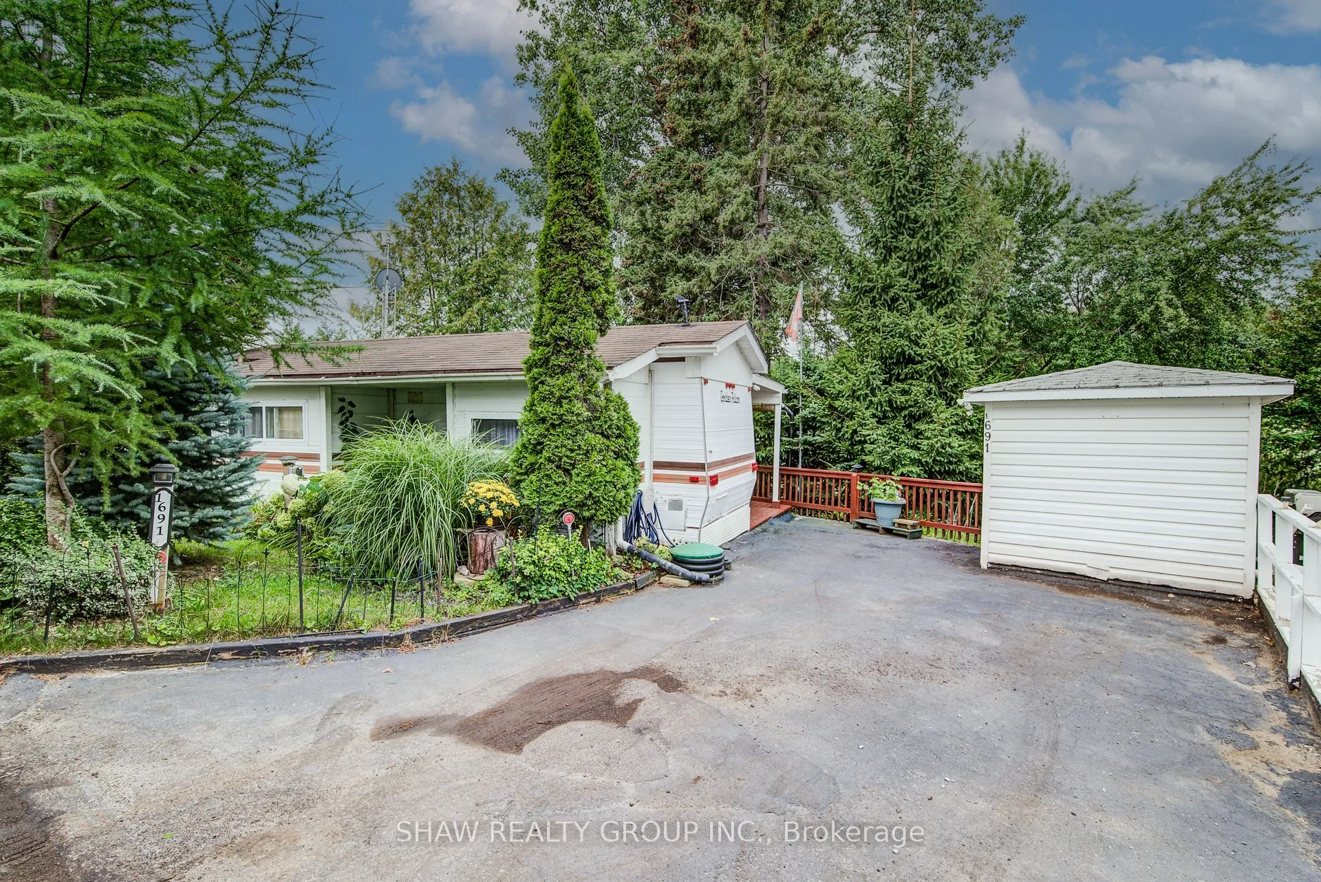691 Oak Crescent, Centre Wellington, ON N1M 2W5