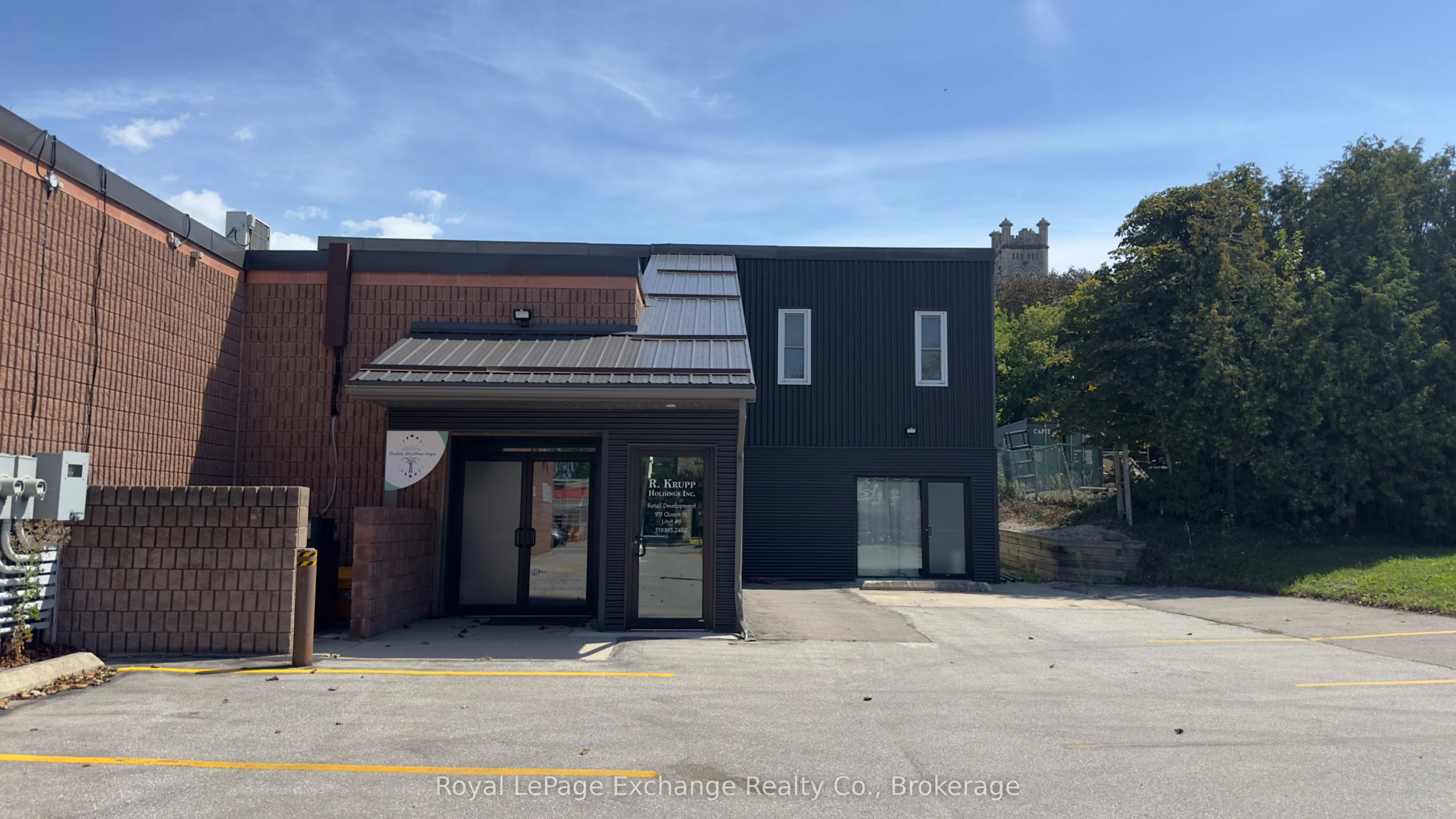 911 Queen Street, Kincardine, ON N2Z 2Y2