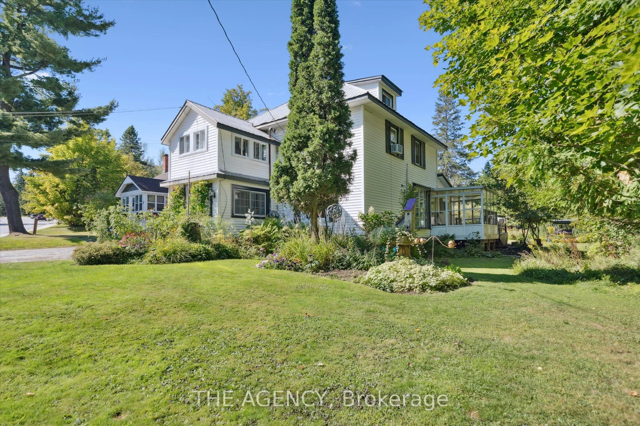 31 Brunel Road, Huntsville, On P1h 1p4