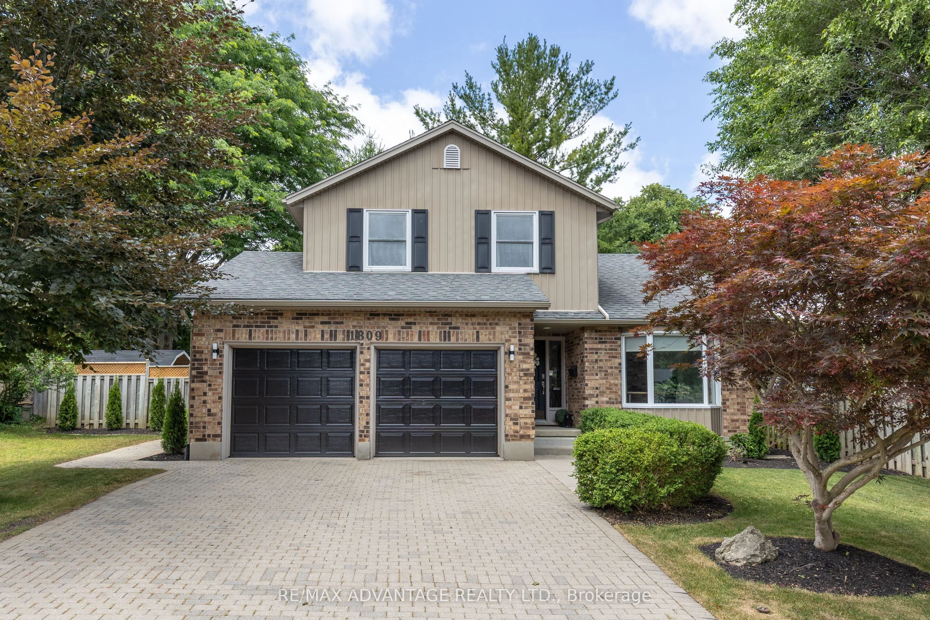 1809 Phillbrook Drive, London North, ON N5X 2Y2