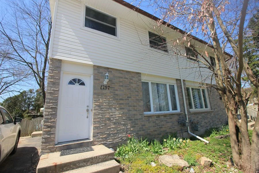 1787 Aldersbrook Road, London North, On N6g 3e2