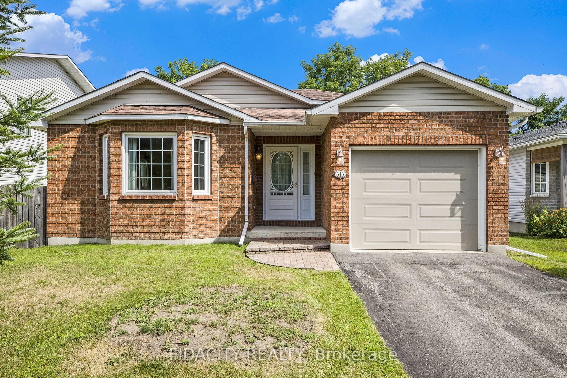 616 Clothier Street E, North Grenville, ON K0G 1J0