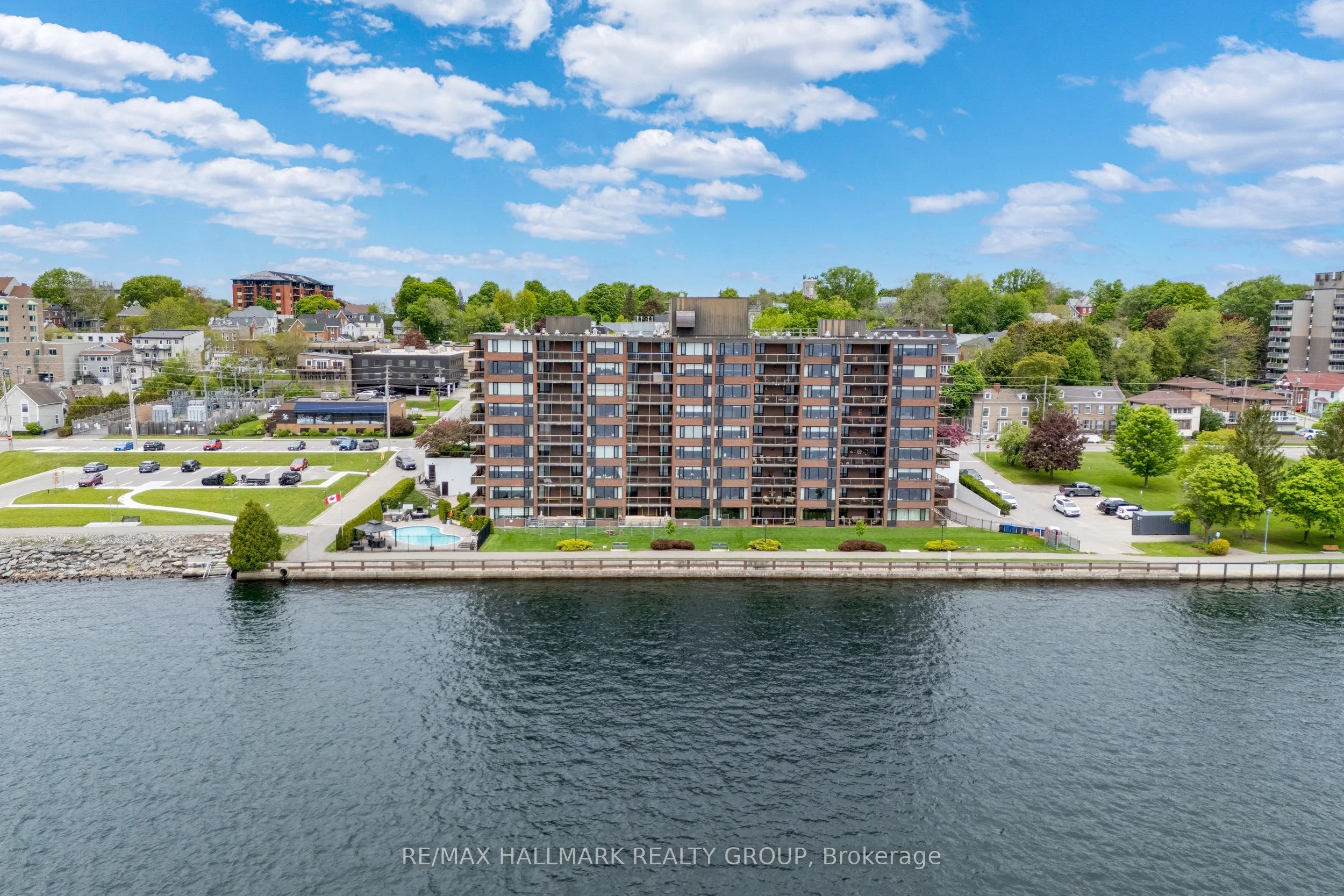 55 WATER Street 405, Brockville, ON K6V 1A3