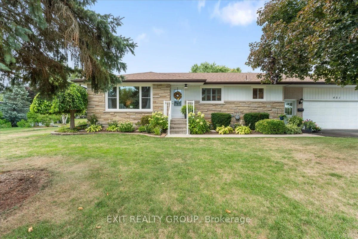 Detached in Greater Napanee