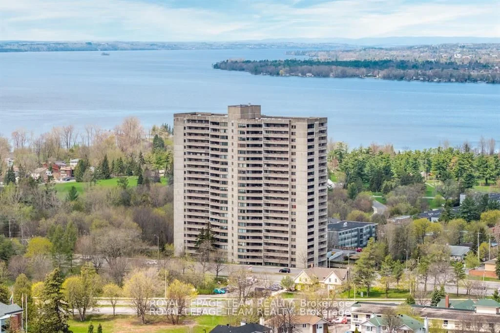 415 Greenview Avenue 2004, Britannia - Lincoln Heights and Area, ON K2B 8G5