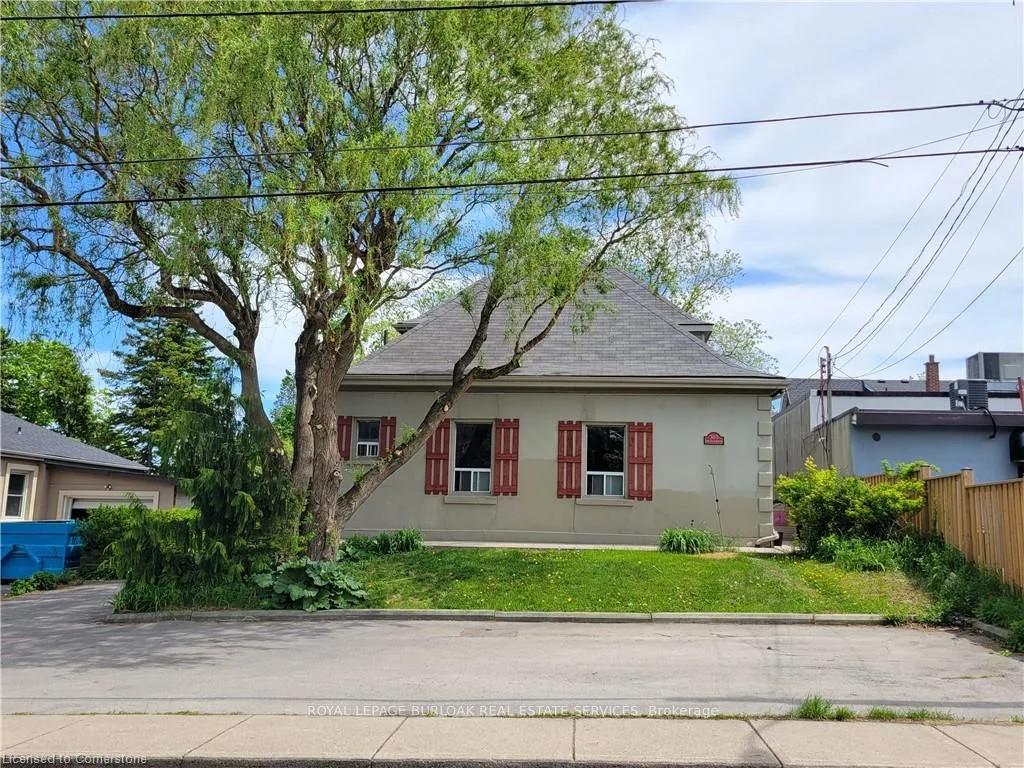 303 East 19 Street 3, Hamilton, ON L9A 4S6