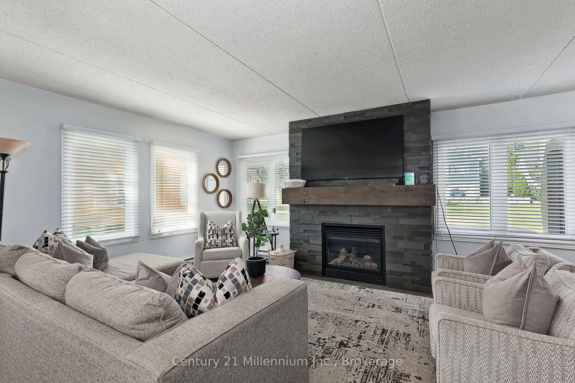 169 Jozo Weider Boulevard 118, Blue Mountains, ON L9Y 0V2