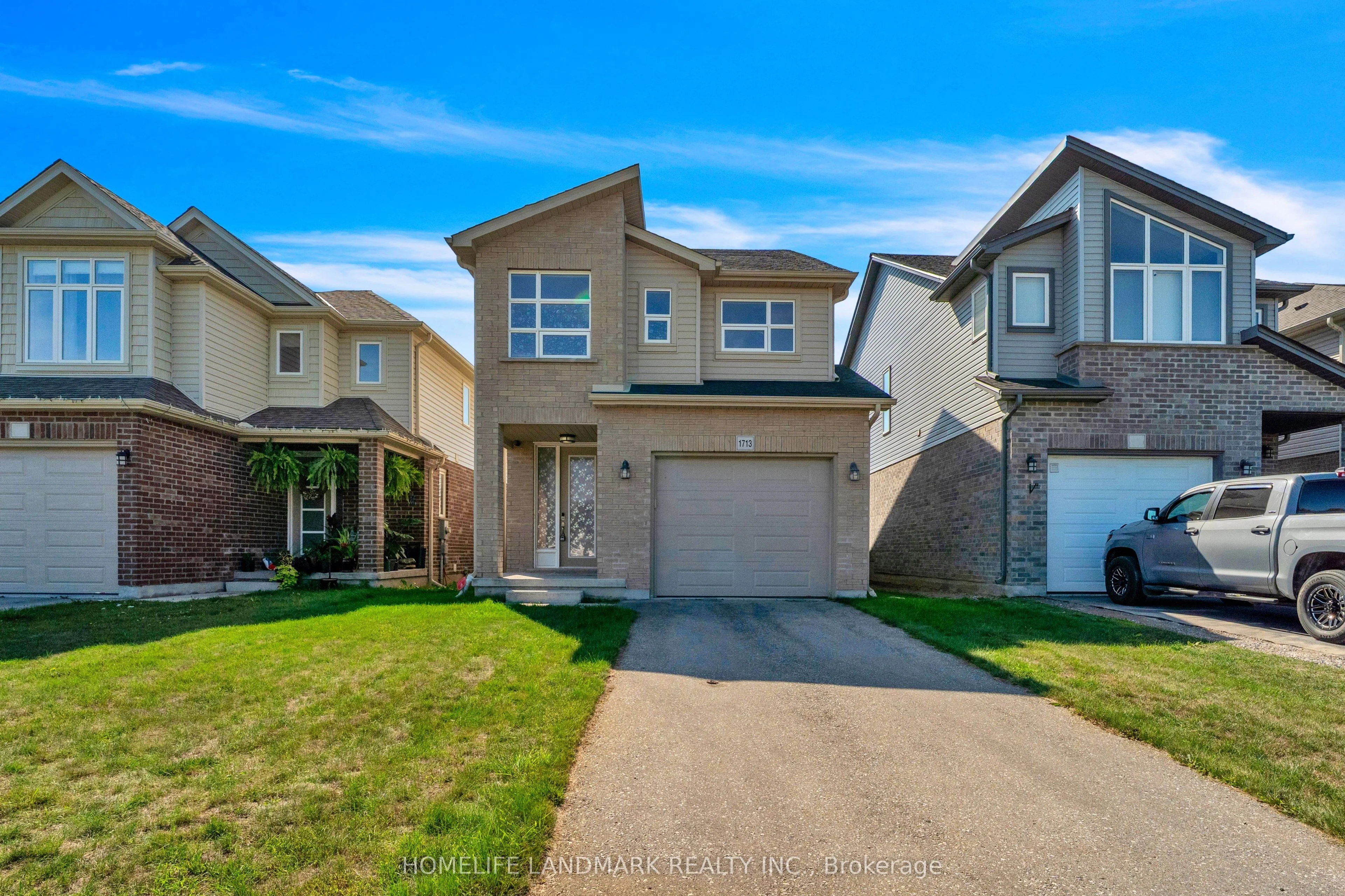 1713 O'Hanlan Cross, London North, ON N5X 0N1